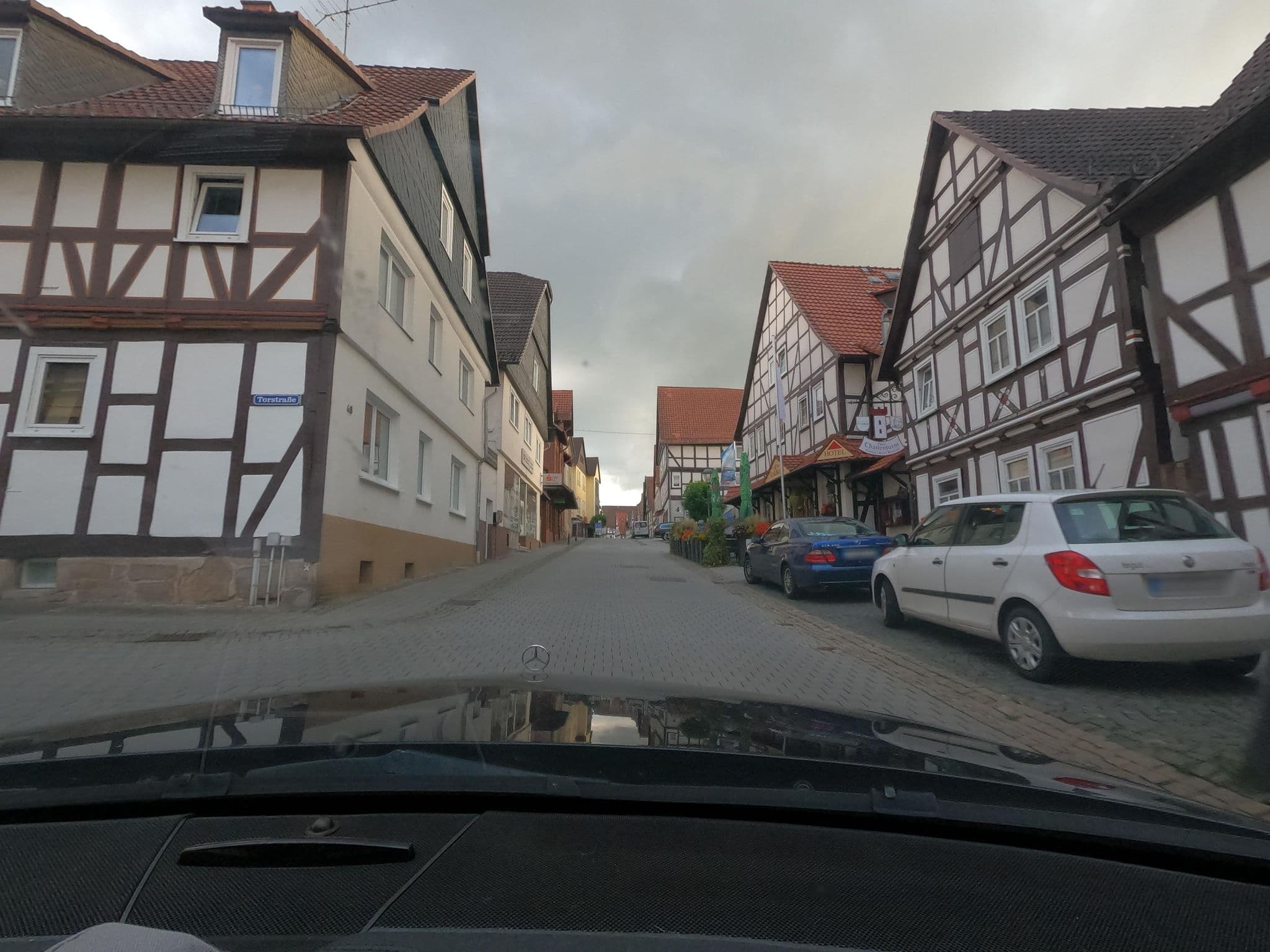 Street view near Zum Chattenturm, Wolfhagen — © saschahaberkorn (CC BY-SA · Mapillary)