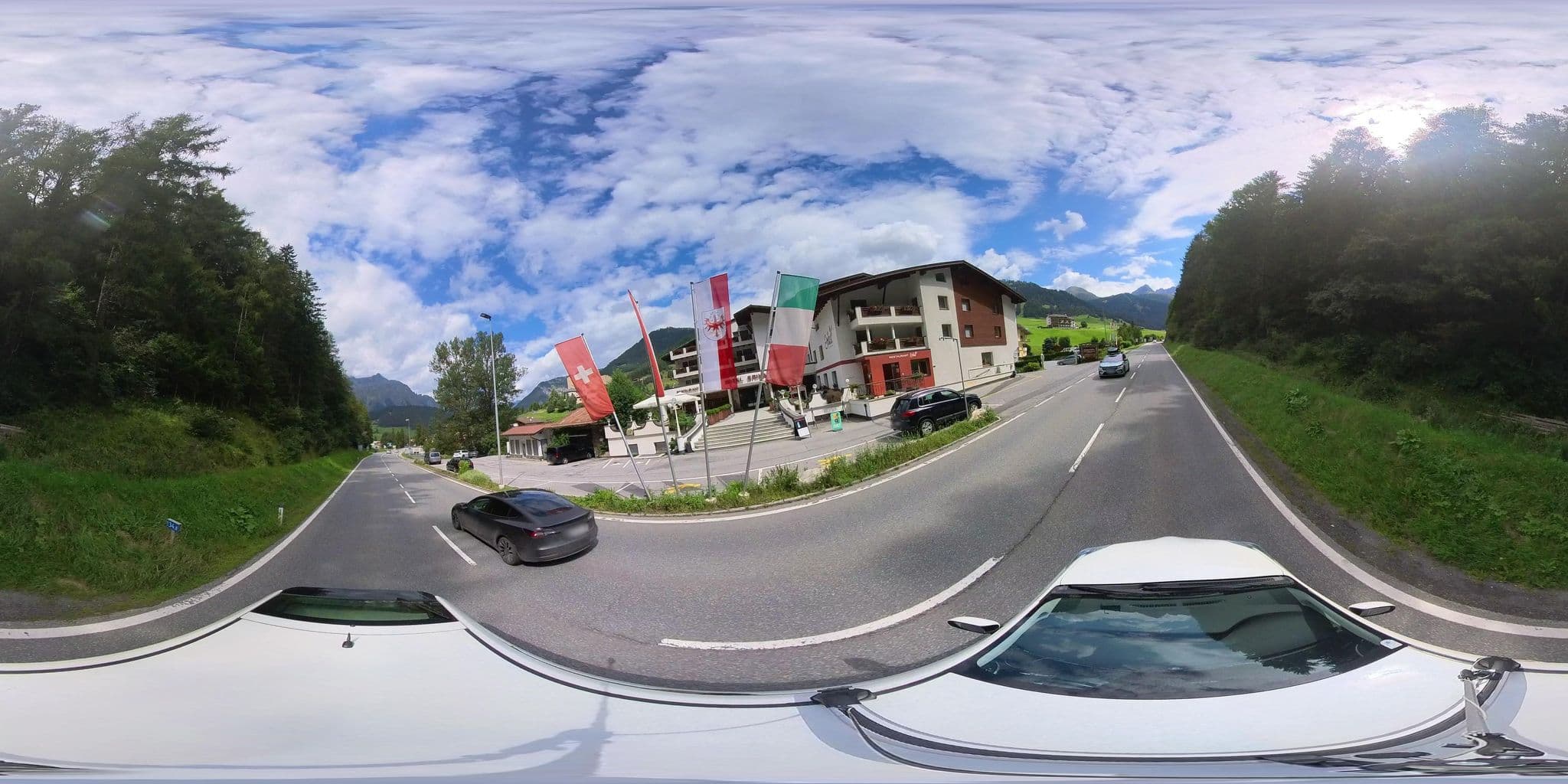 Street view near Hotel Erika, Nauders — © osmplus_org (CC BY-SA · Mapillary)