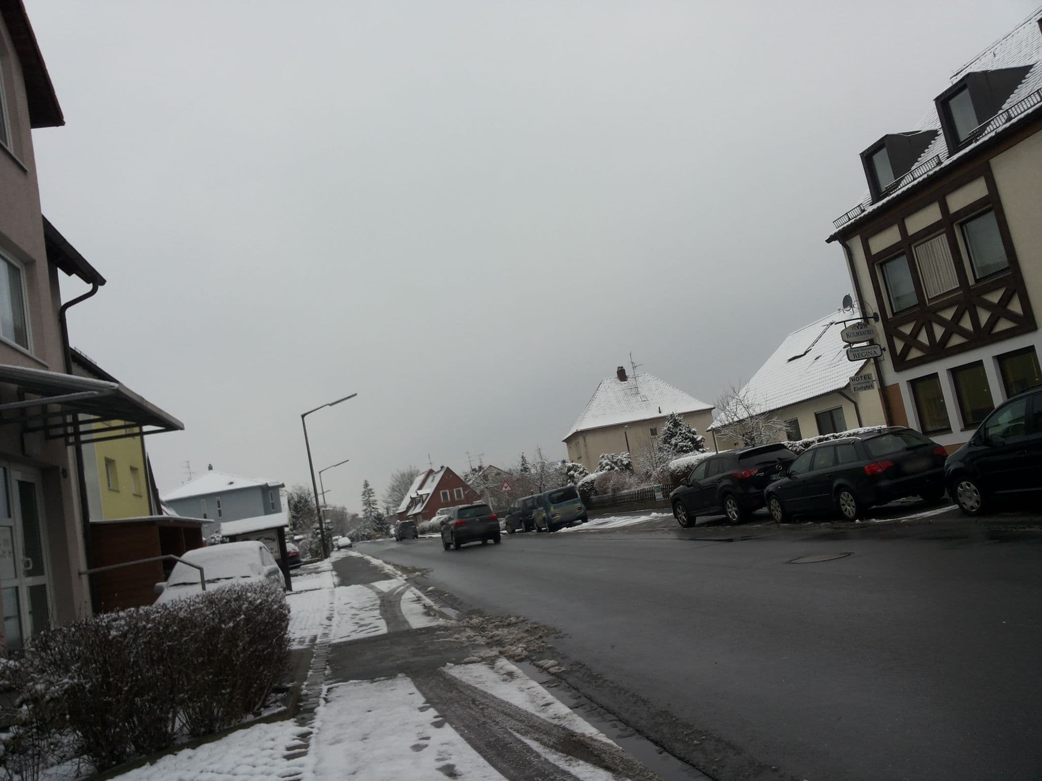 Street view near Hotel Ristorante Regina, Oberasbach — © schnatterfleck (CC BY-SA · Mapillary)