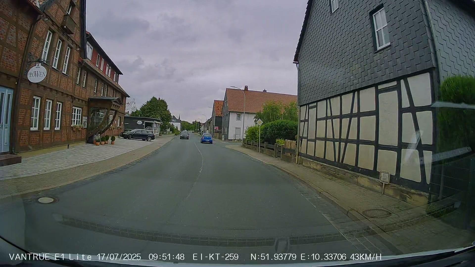 Street view near Hotel Zum Löwen, Langelsheim — © Hightower- (CC BY-SA · Mapillary)