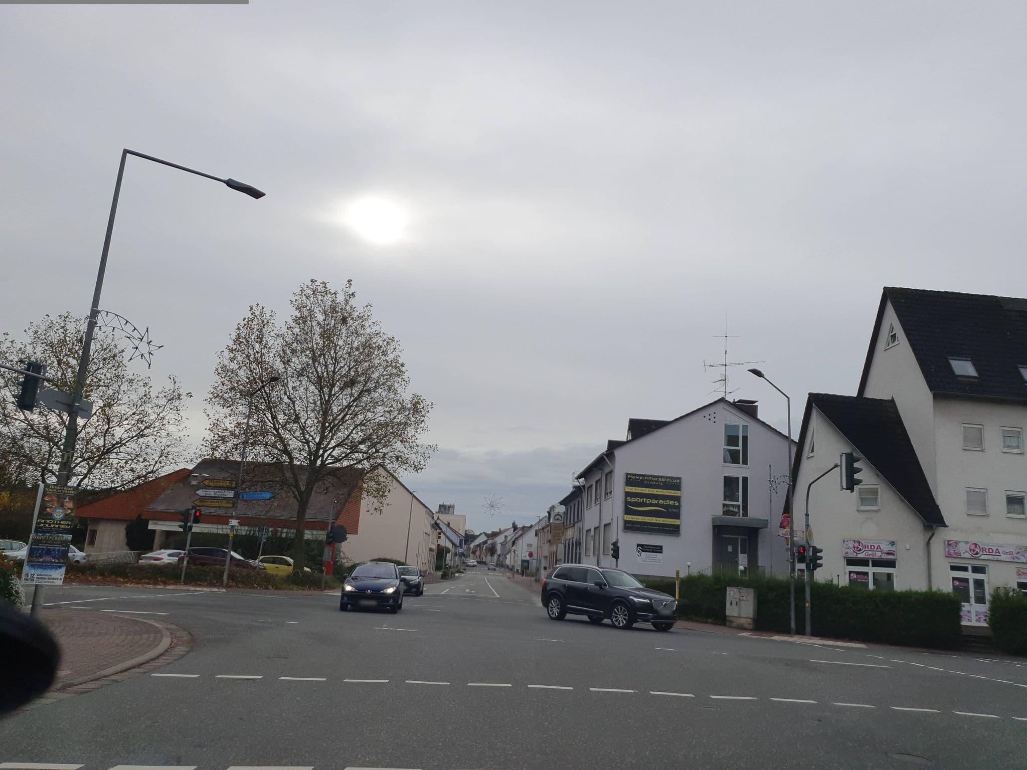 Street view near Hotel Ruble, Homburg — © teddy73 (CC BY-SA · Mapillary)
