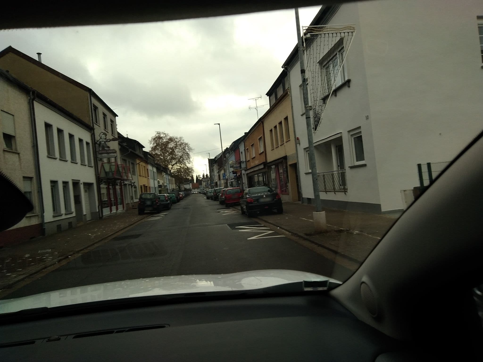 Street view near garni Putze, Saarlouis — © elton4711 (CC BY-SA · Mapillary)