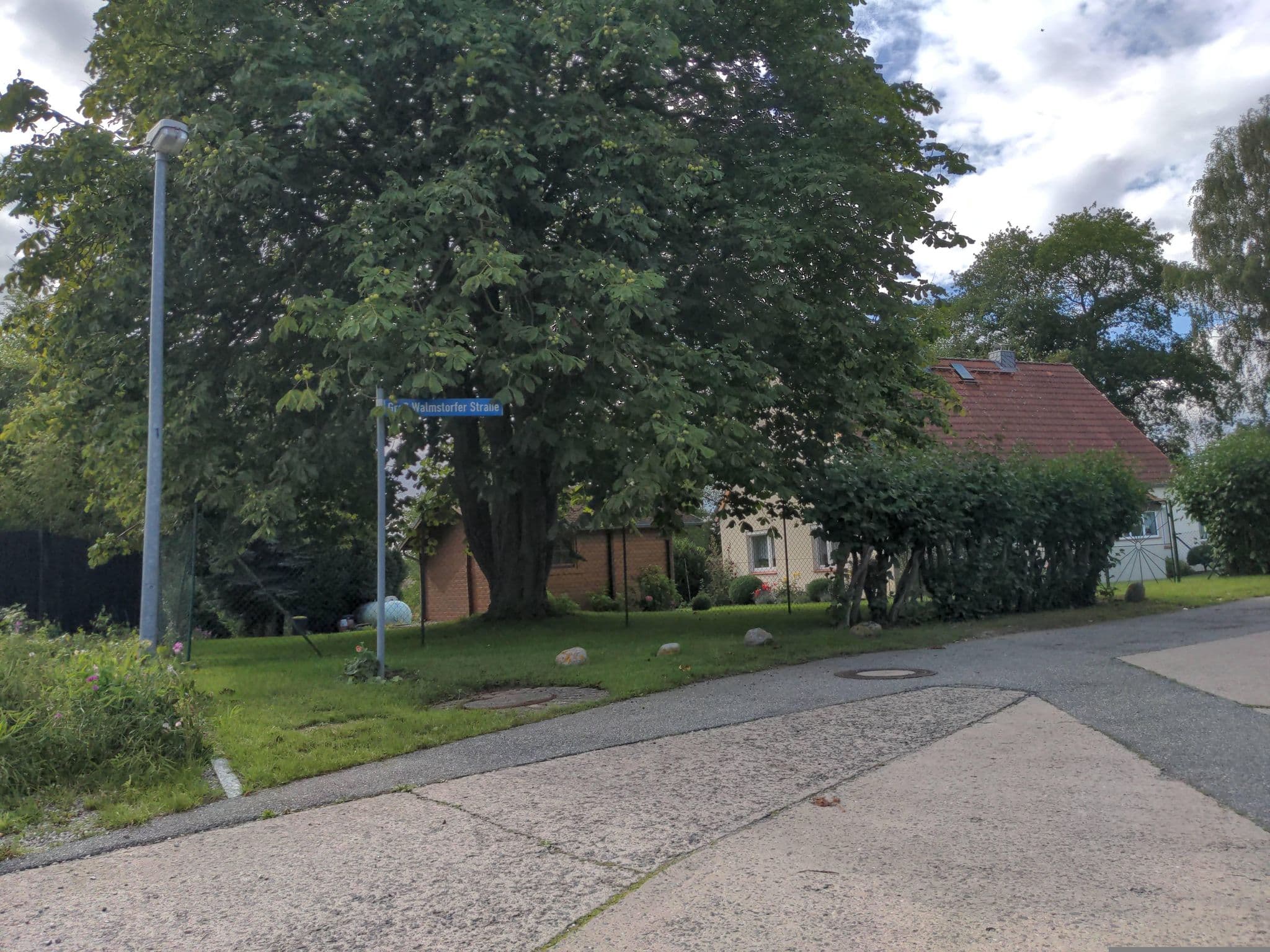 Street view near Zum Stein, Gramkow — © rasmustravemnd (CC BY-SA · Mapillary)