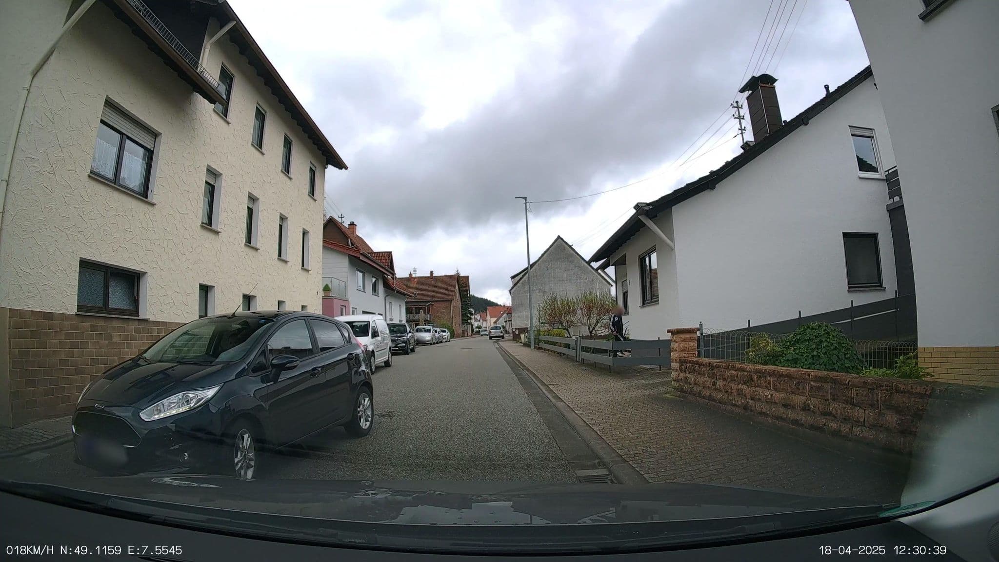 Street view near Ferienwohnung Bosslet, Eppenbrunn — © heetENkoel (CC BY-SA · Mapillary)