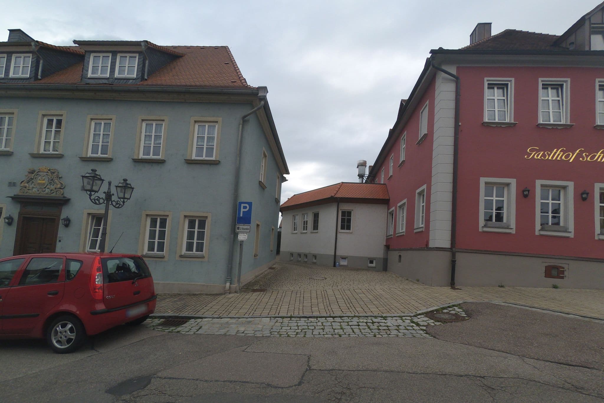 Street view near Gasthof Schwarzer Adler, Uffenheim — © wegavision (CC BY-SA · Mapillary)