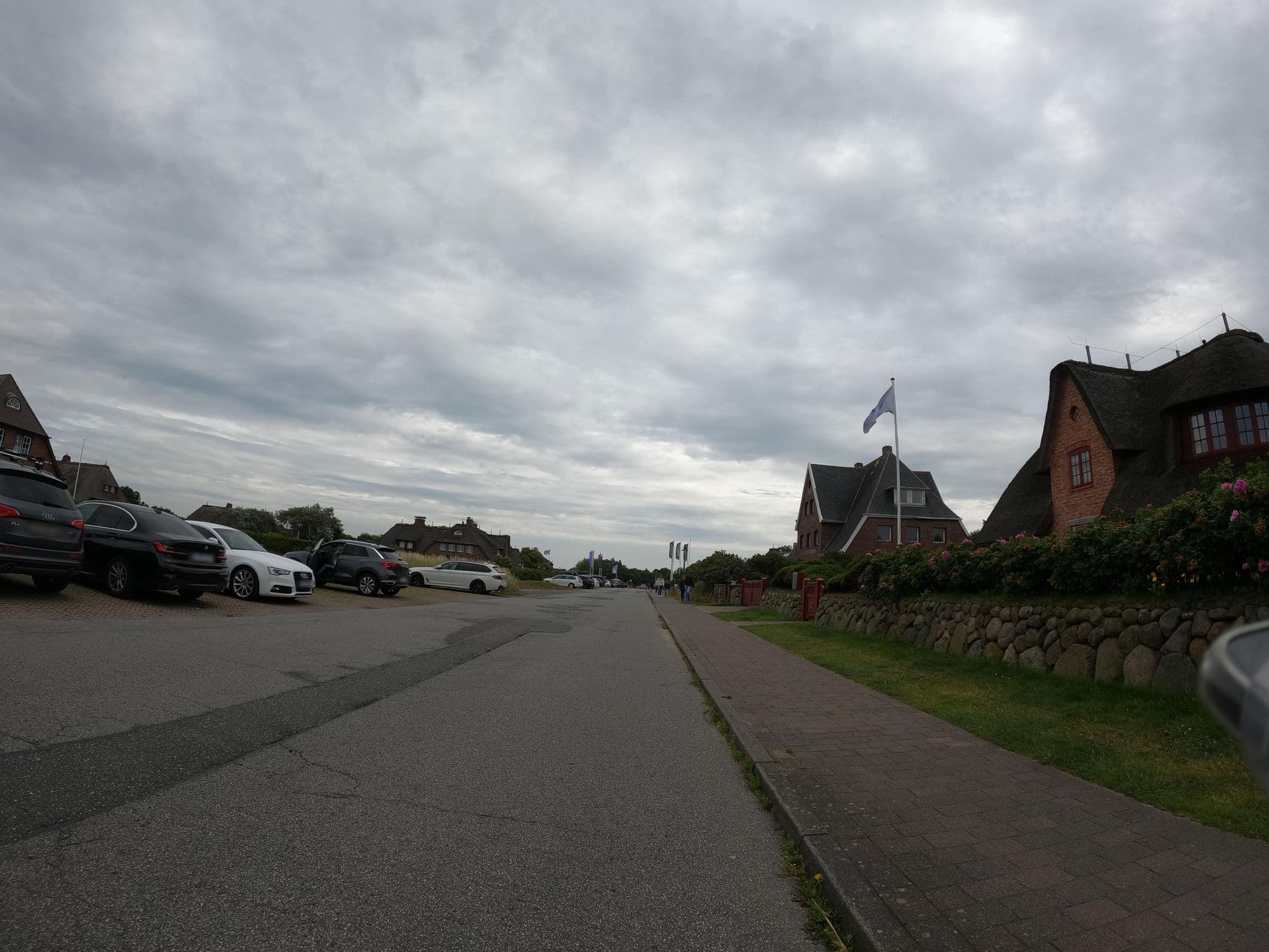 Street view near Hotel Ahnenhof, Westerland — © strubbl (CC BY-SA · Mapillary)