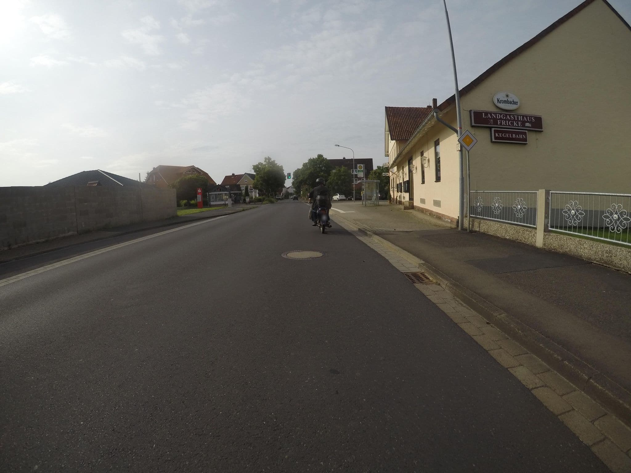 Street view near Landgasthaus Fricke, Bovenden — © mfa (CC BY-SA · Mapillary)