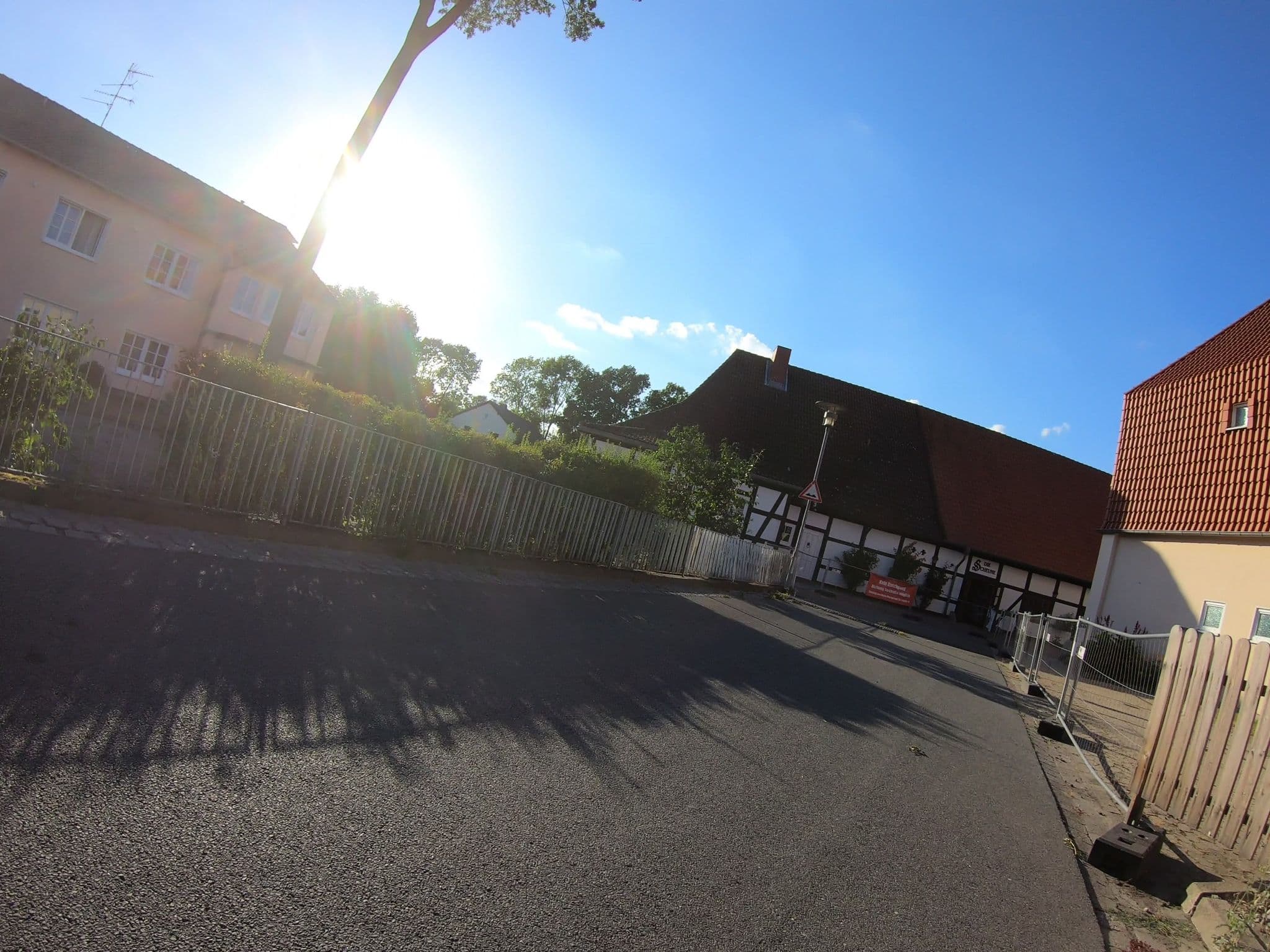Street view near Dependance Hotel Deutsches Haus, Gifhorn — © m4p1ll4ry (CC BY-SA · Mapillary)