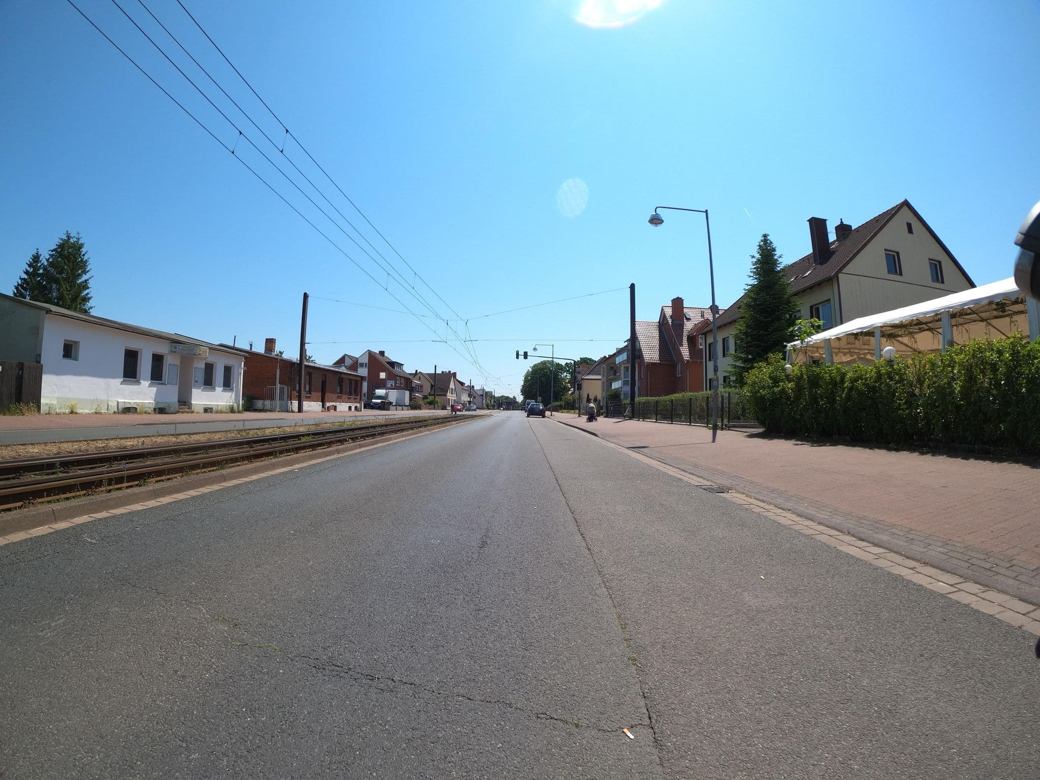 Street view near Inos Taverne, Laatzen — © Langfahrer (CC BY-SA · Mapillary)