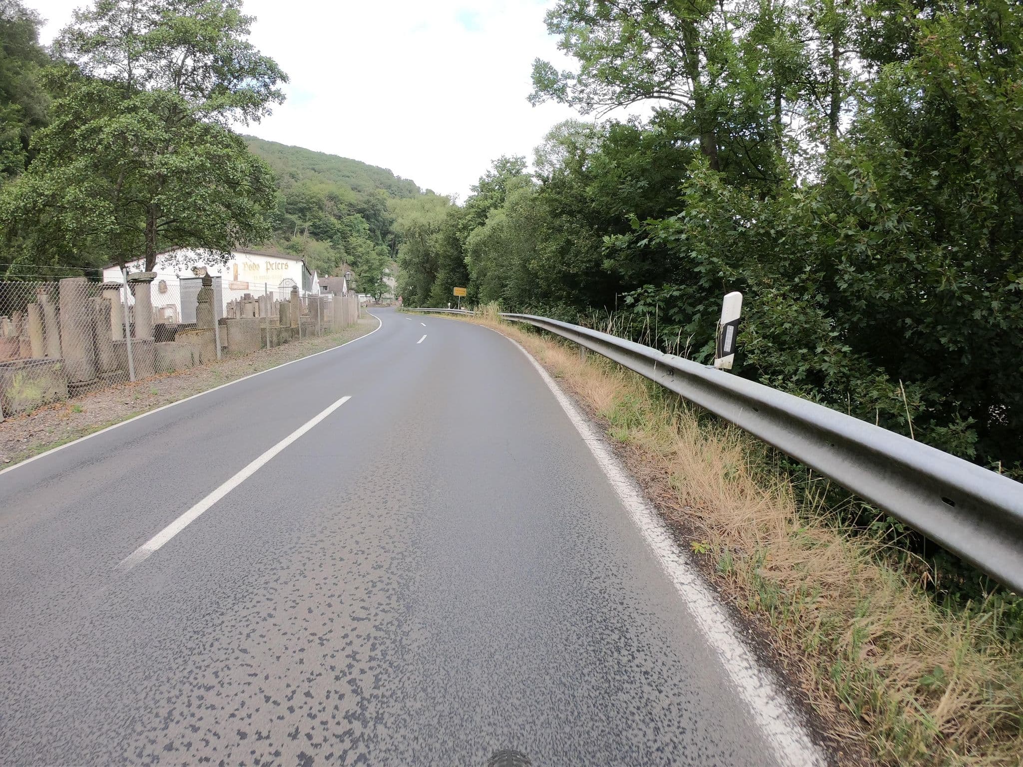 Street view near Pardieseckchen, Rheinbrohl — © bernd1960 (CC BY-SA · Mapillary)