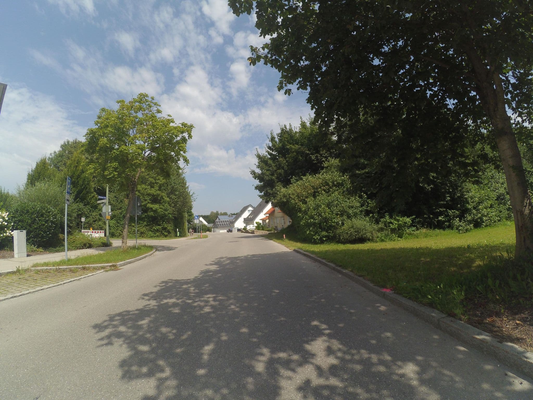 Street view near Alpenflair Hotel, Buchloe — © ente (CC BY-SA · Mapillary)