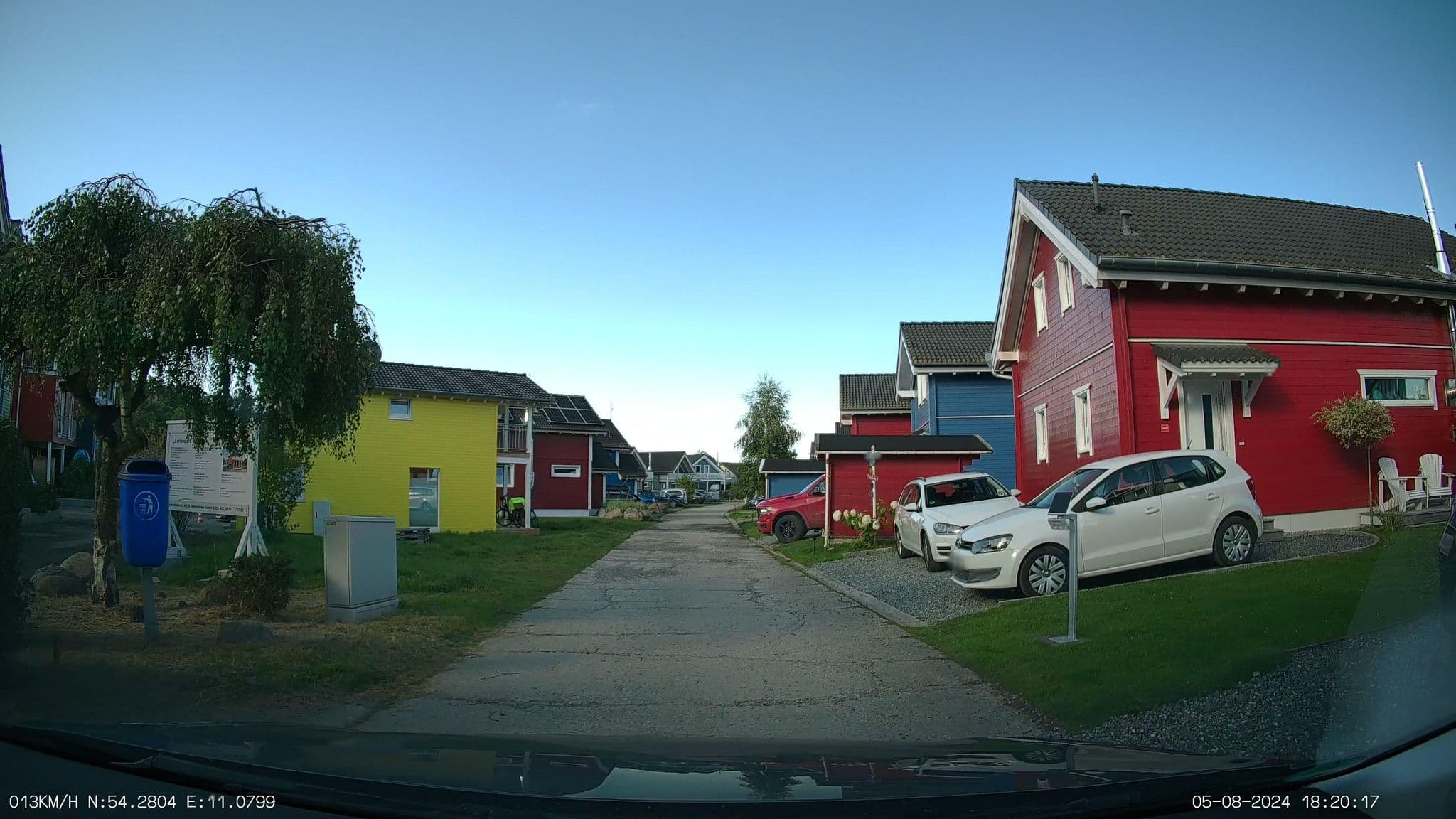 Street view near Seehund 6, Heringsdorf — © heetENkoel (CC BY-SA · Mapillary)
