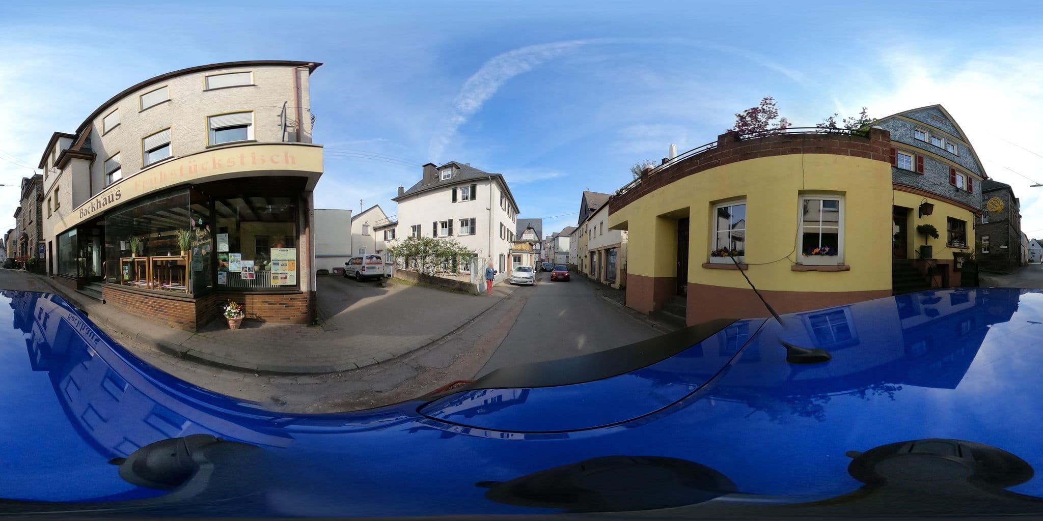 Street view near Landgasthof Zur Sonne, Enkirch — © Mobilitaetswerk (CC BY-SA · Mapillary)
