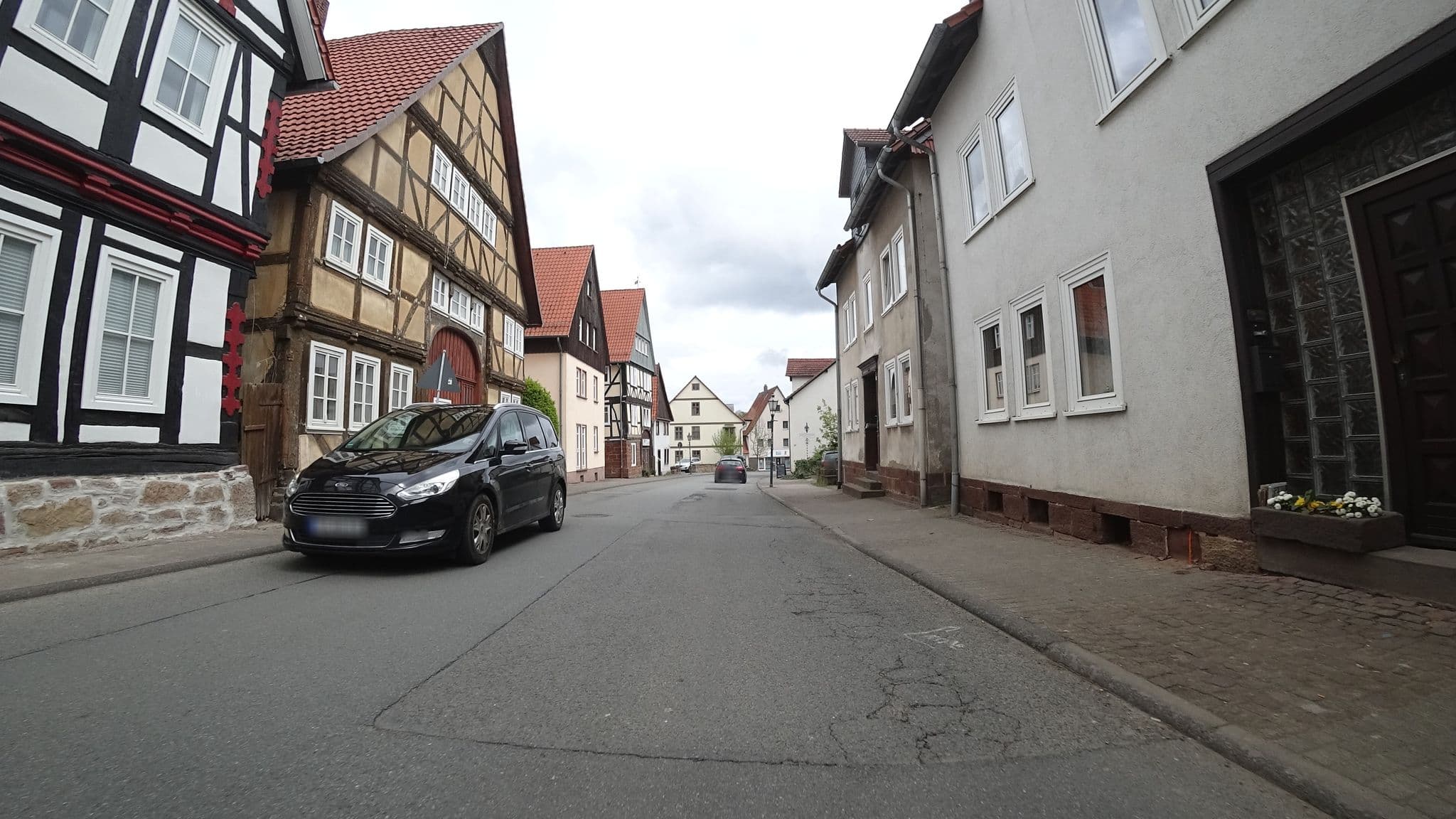 Street view near Deutsche Eiche, Grebenstein — © flohoff (CC BY-SA · Mapillary)