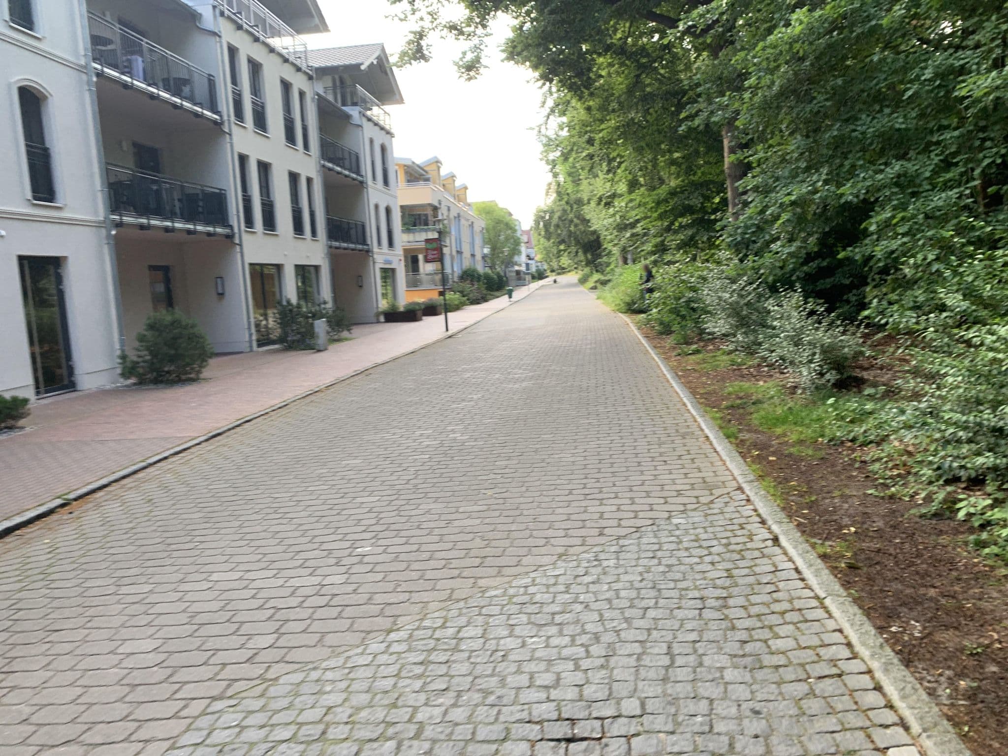 Street view near Ostsee Apartmenthotel, Seeheilbad Graal-Müritz — © hasienda (CC BY-SA · Mapillary)
