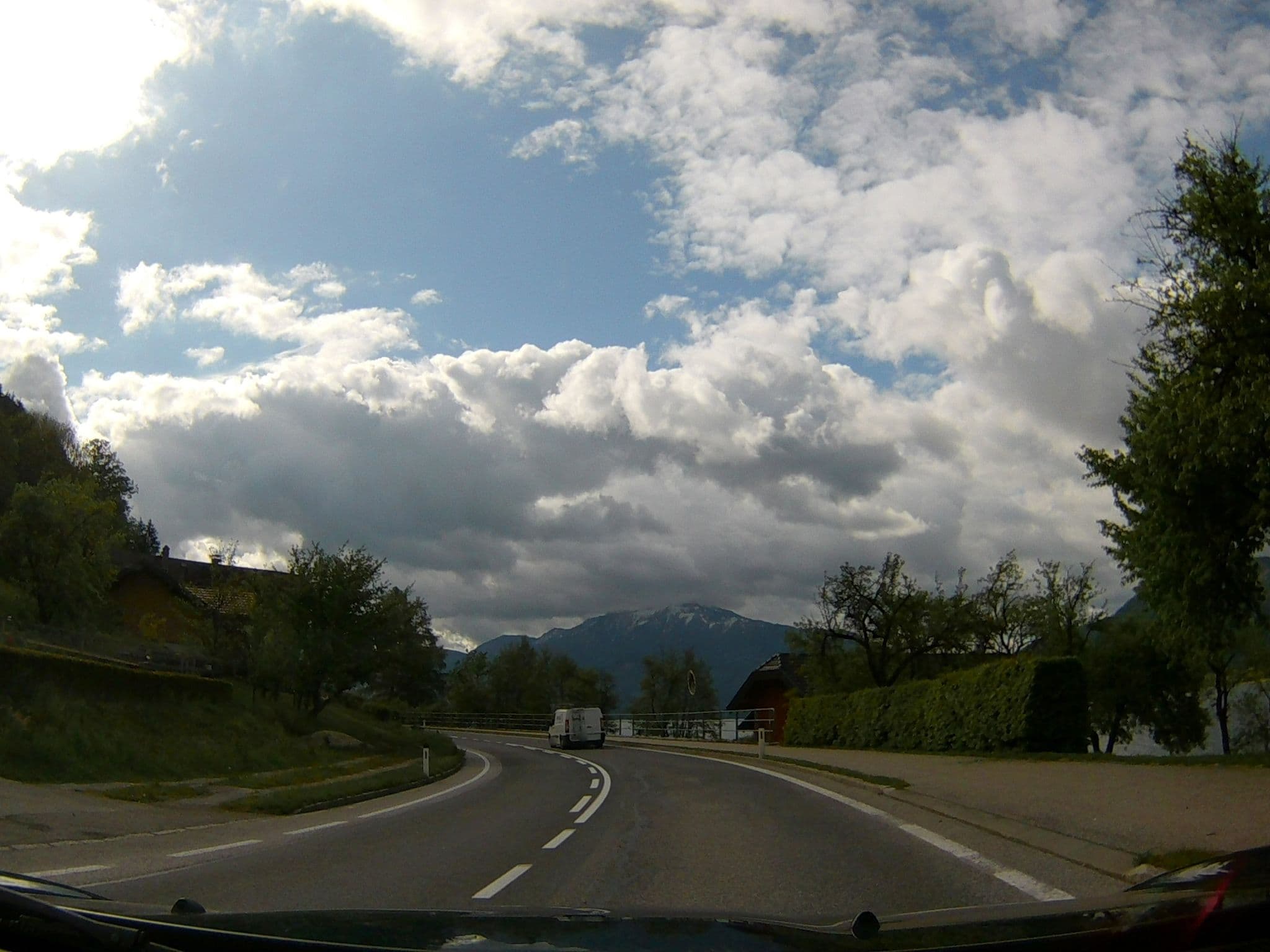 Street view near Fischenhaus, Mondsee — © oferi (CC BY-SA · Mapillary)