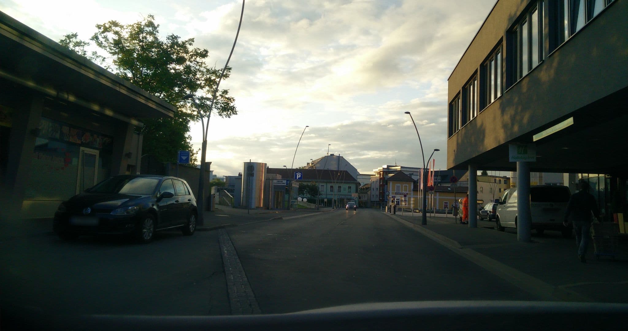 Street view near voco Villach, Villach-Innere Stadt — © ugo9500 (CC BY-SA · Mapillary)