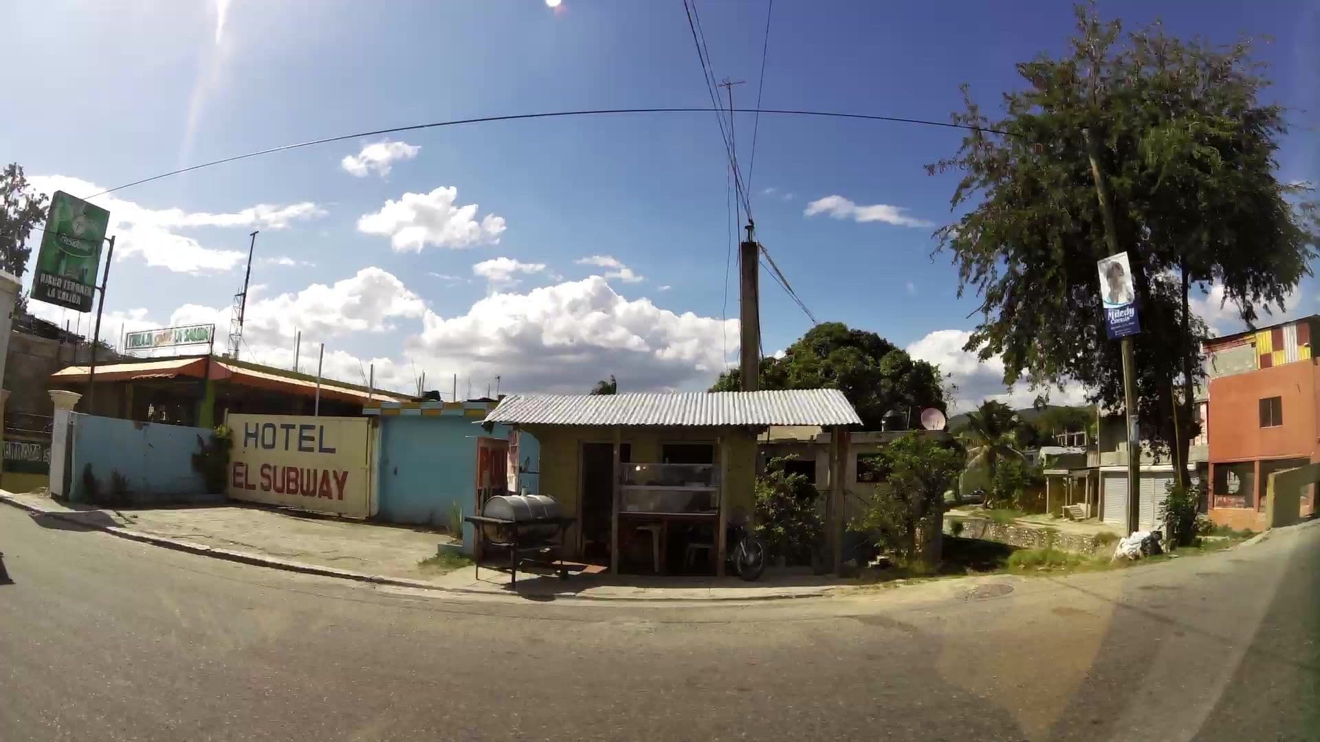 Street view near Hotel el Subway, San Cristóbal — © kaartcam (CC BY-SA · Mapillary)