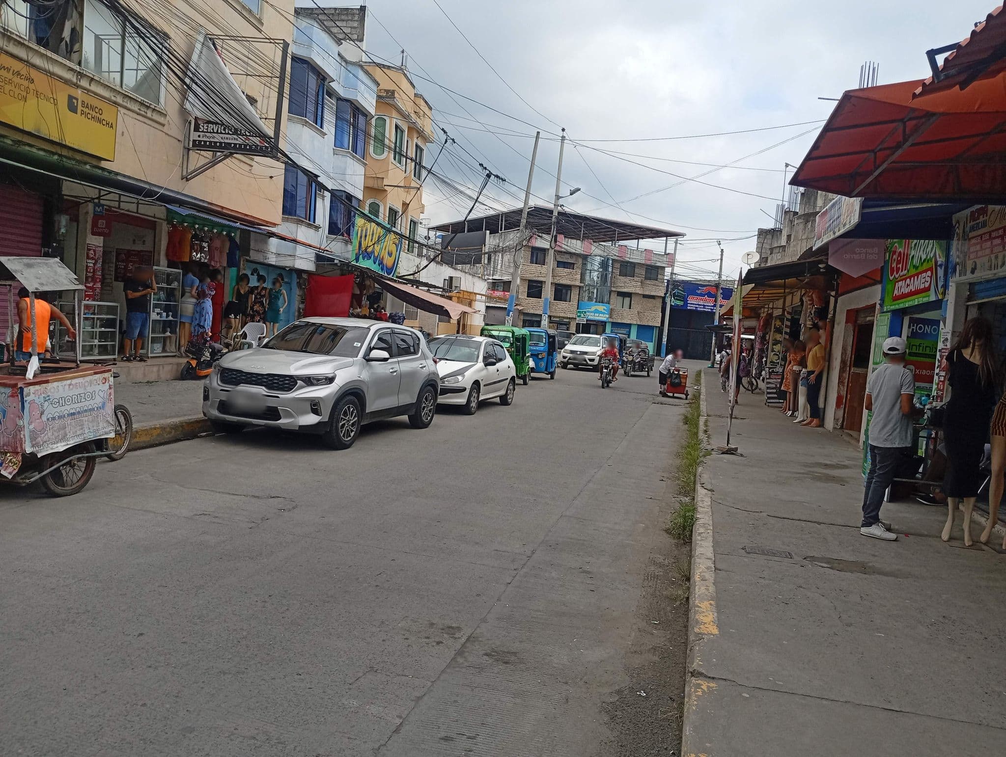 Street view near El Pedregal, Esmeraldas — © Jalexon22 (CC BY-SA · Mapillary)
