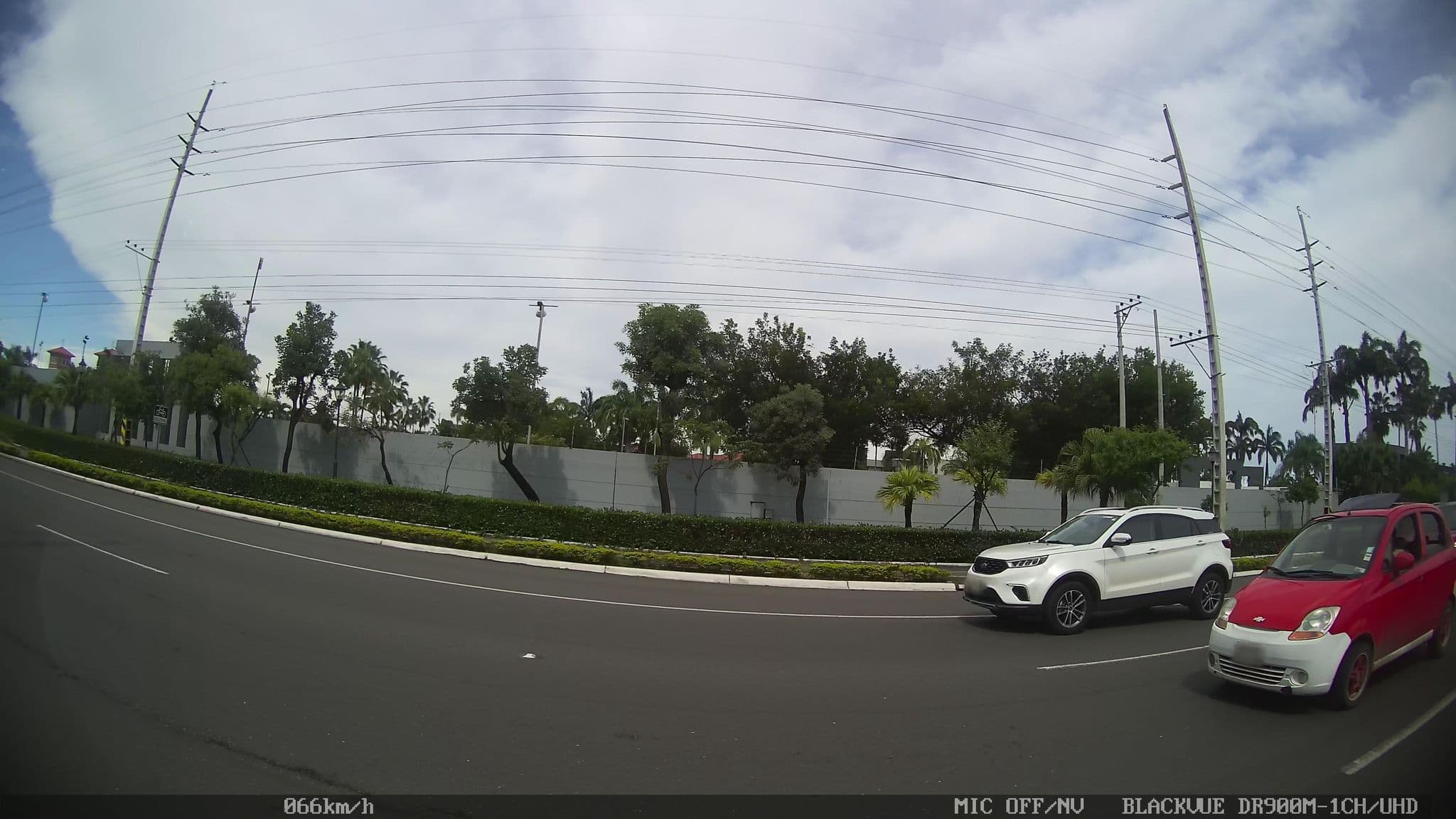 Street view near Entre Lagos, Eloy Alfaro — © kaart_2 (CC BY-SA · Mapillary)