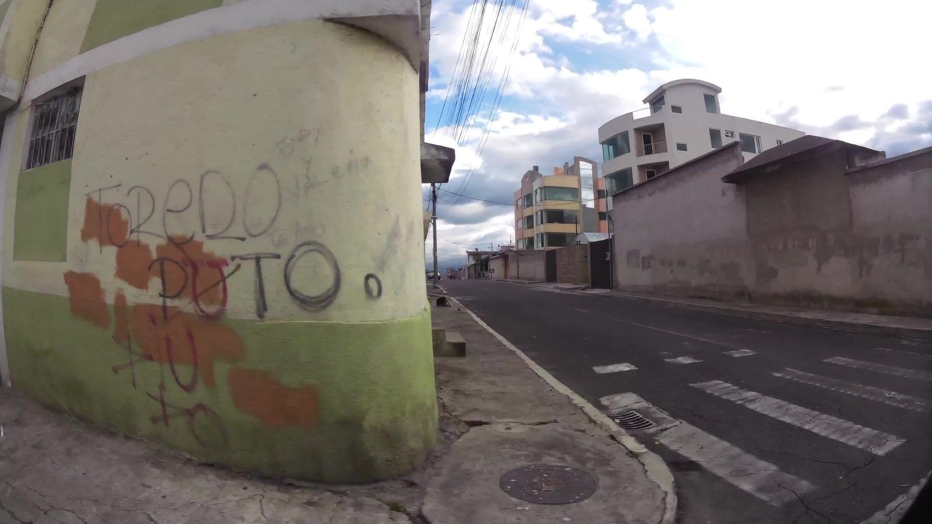 Street view near casa marthy, Pomasqui — © kaartcam (CC BY-SA · Mapillary)