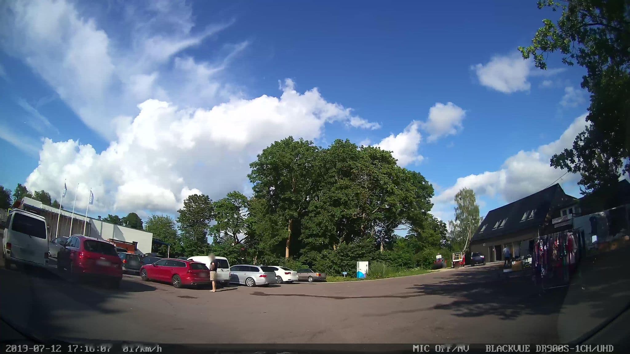 Street view near Tondilossi öömaja, Kärdla — © till (CC BY-SA · Mapillary)