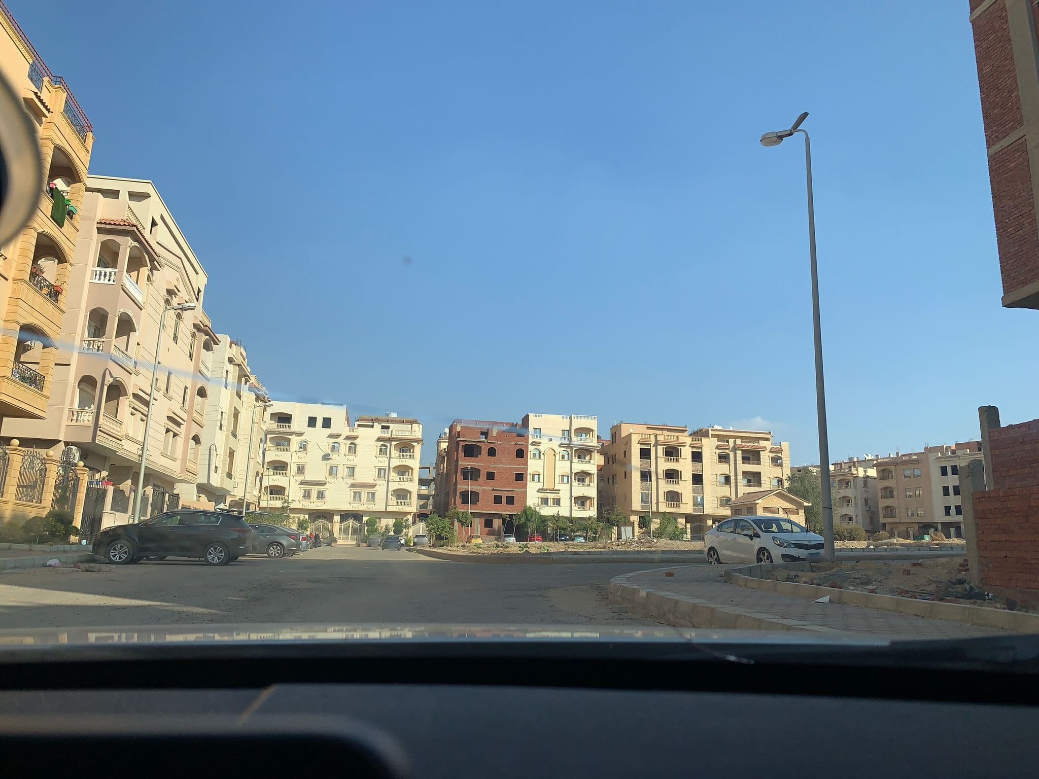 Street view near EGY, New Cairo — © toollateralus (CC BY-SA · Mapillary)