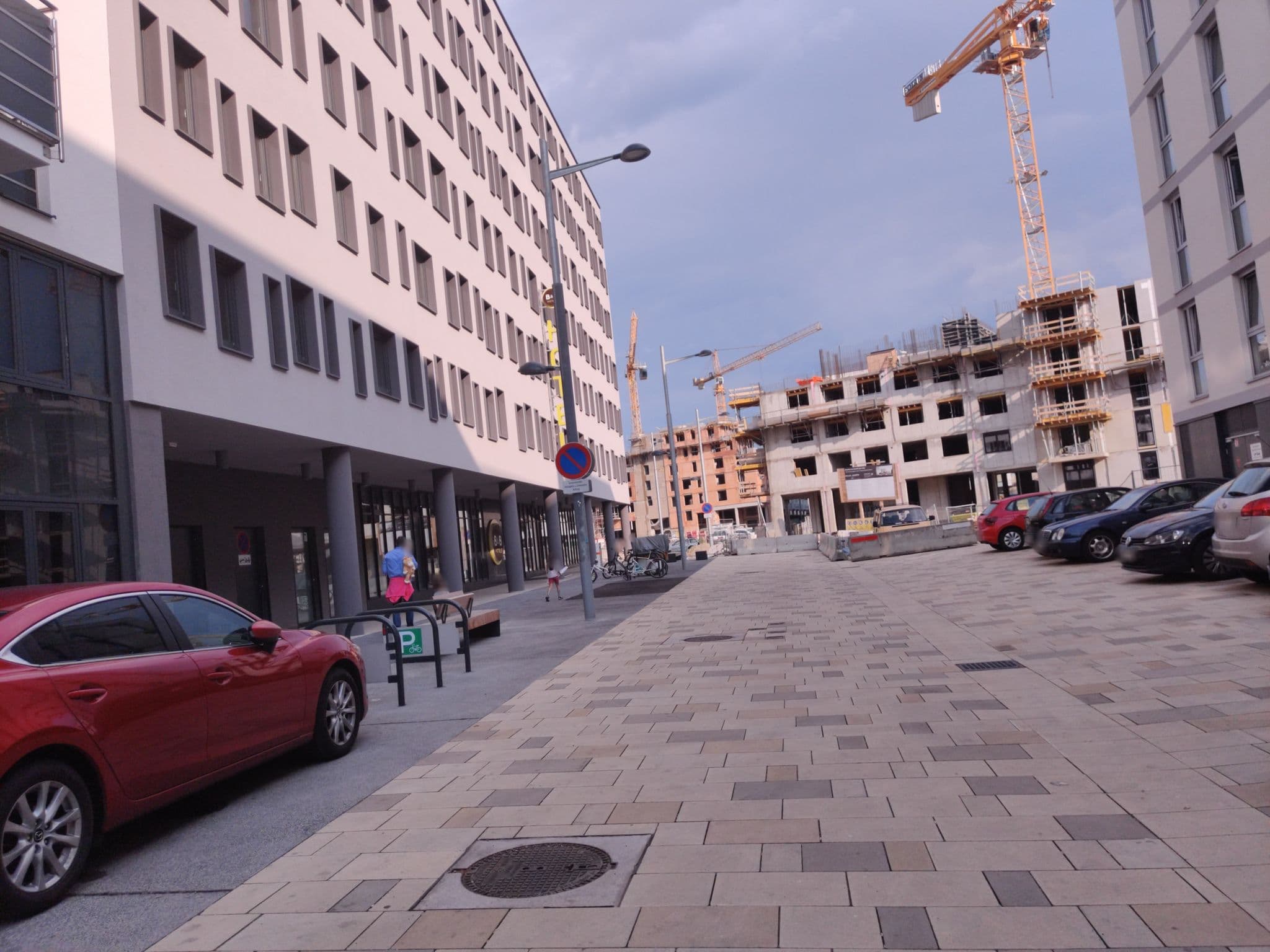 Street view near B&B Hotel Wien-Hbf, Landstraße — © aceini (CC BY-SA · Mapillary)