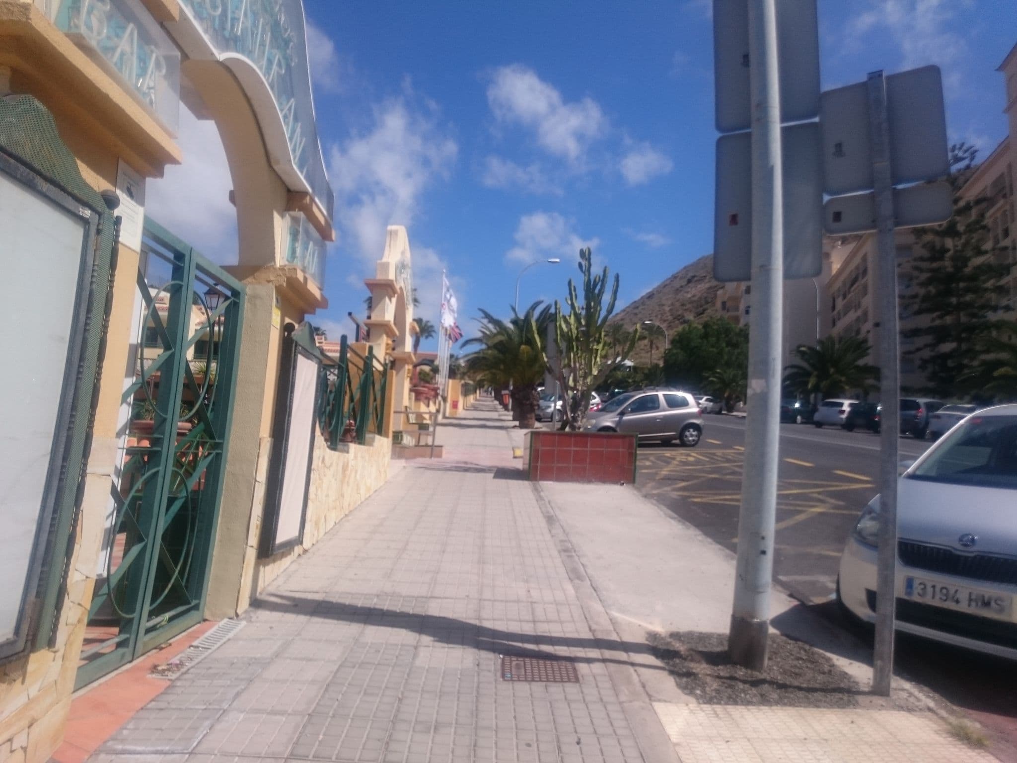 Street view near Time To Smile, Playa de las Américas