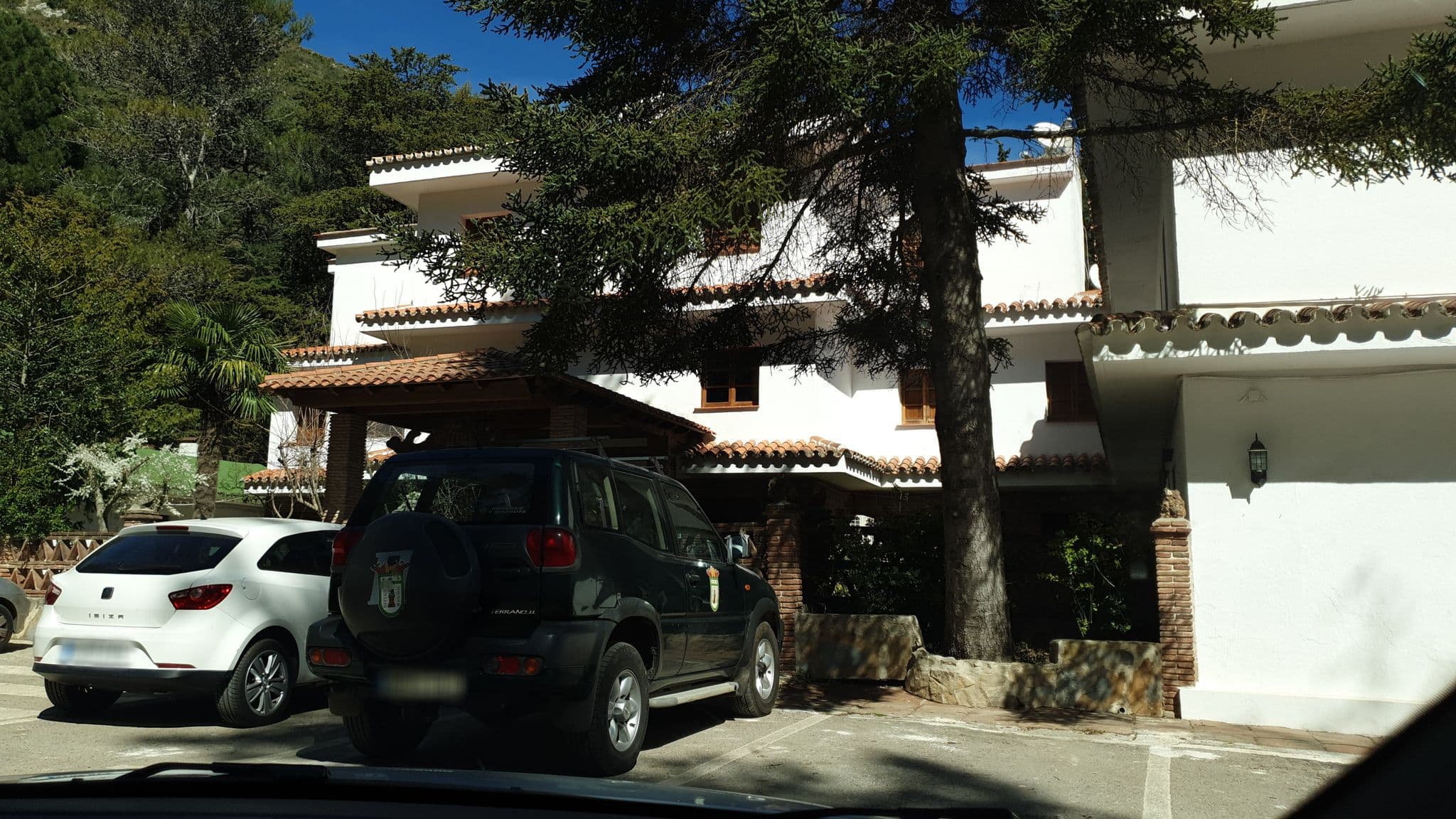 Street view near Refugio de Juanar, Ojén — © houtari (CC BY-SA · Mapillary)