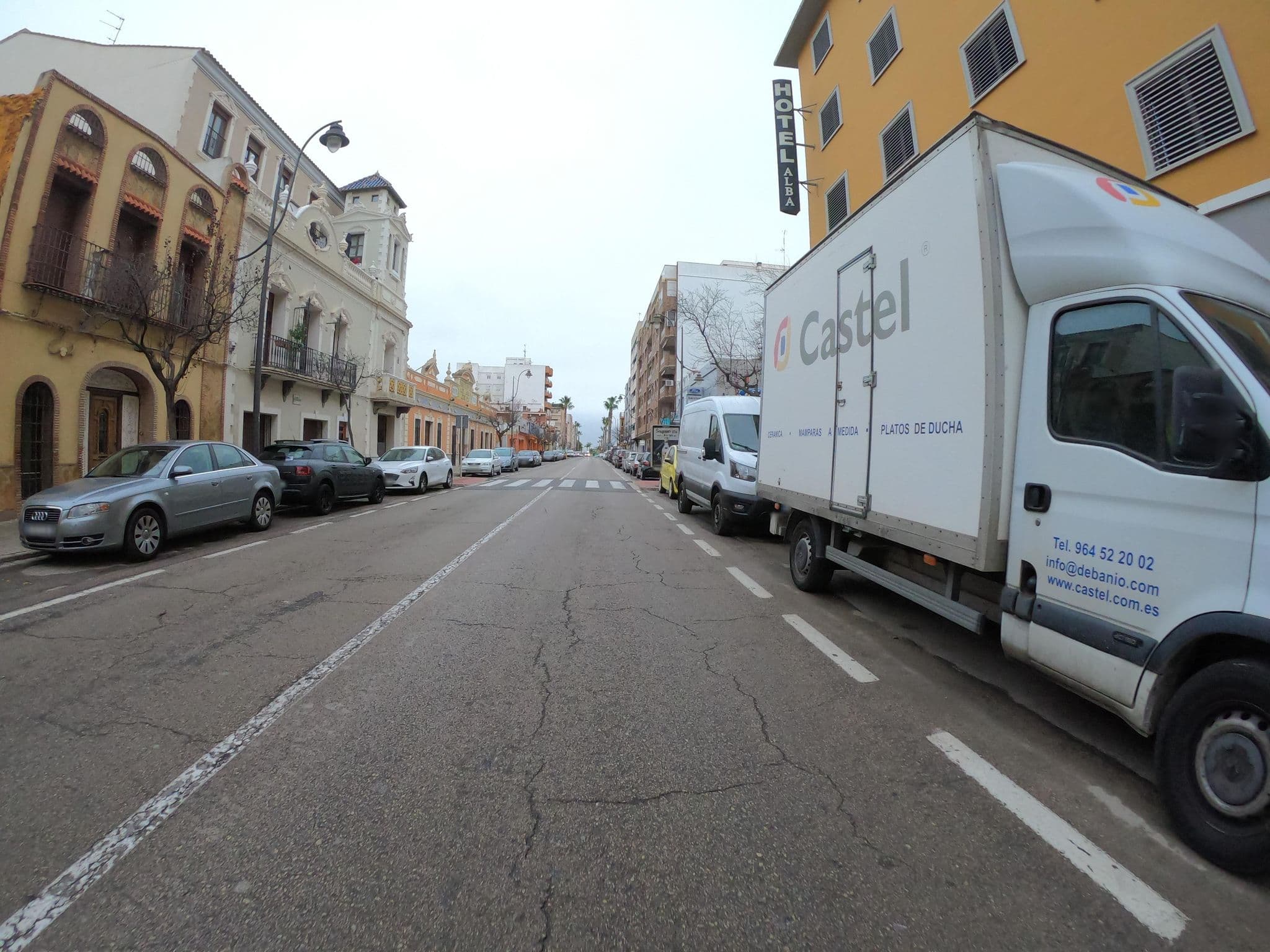 Street view near Hotel Alba, Puçol — © joostjakob (CC BY-SA · Mapillary)