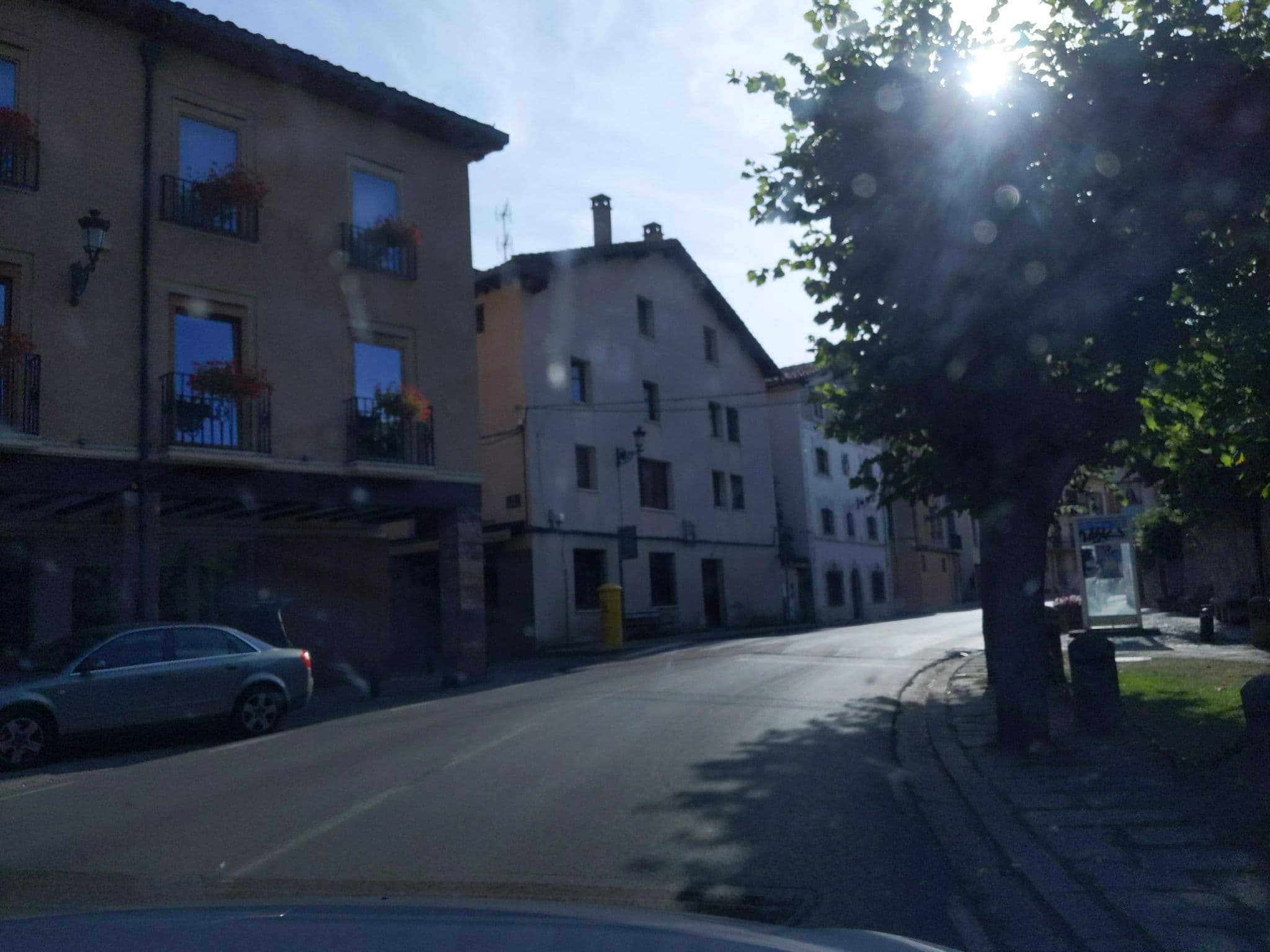 Street view near Hotel Echaurren, Ezcaray — © rubencarbonero (CC BY-SA · Mapillary)