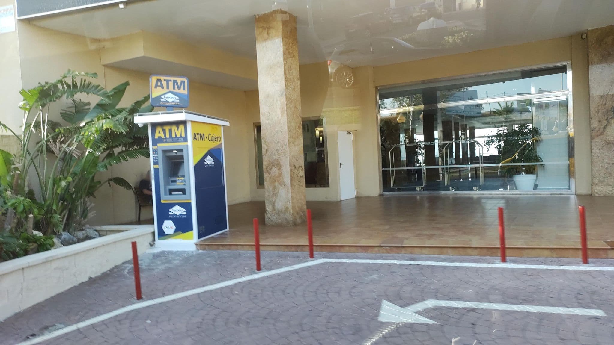 Street view near Hotel Best Benalmadena, Arroyo de la Miel — © rsandu (CC BY-SA · Mapillary)