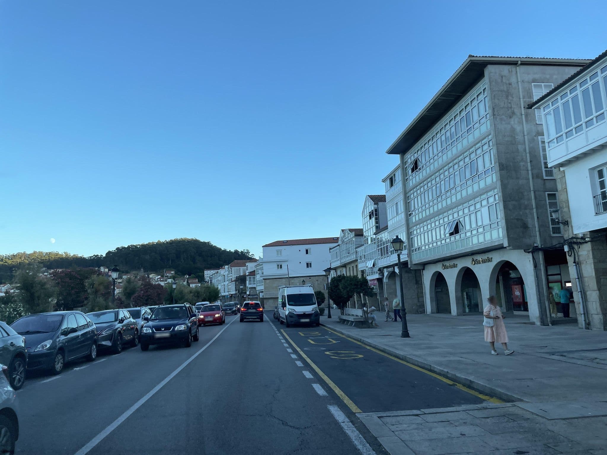 Street view near Hotel-Restaurante La Muradana, Muros — © seraq (CC BY-SA · Mapillary)