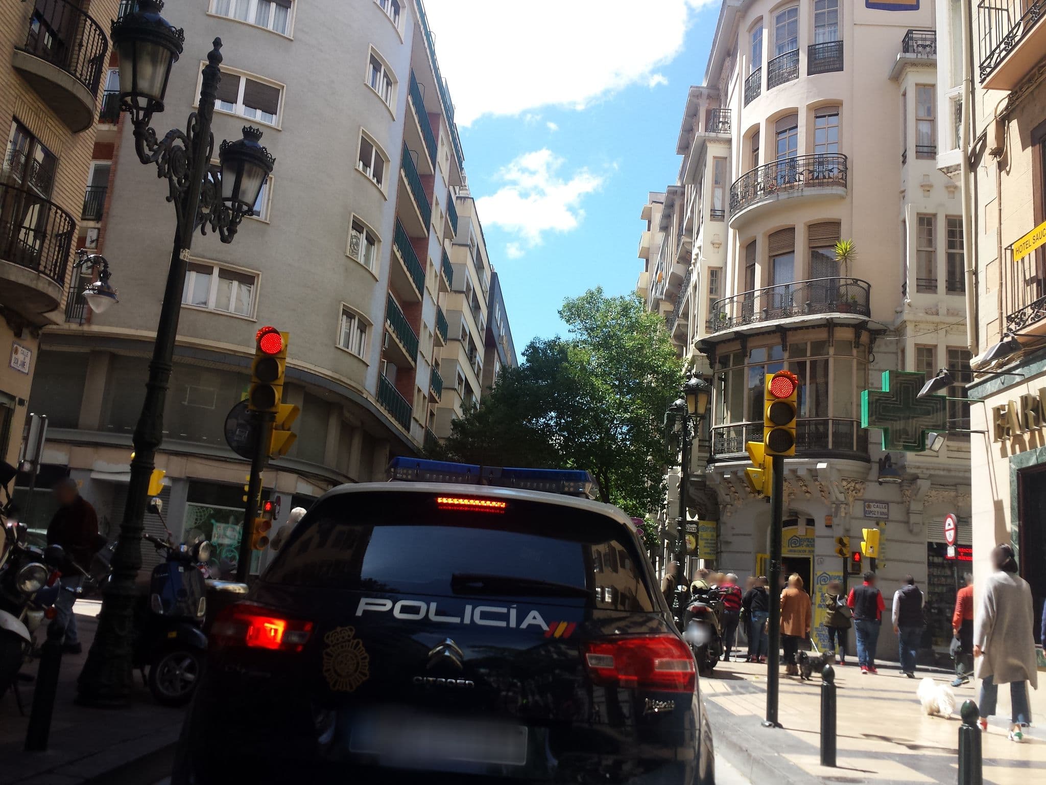 Street view near Hotel Sauce, Zaragoza — © robot8a (CC BY-SA · Mapillary)