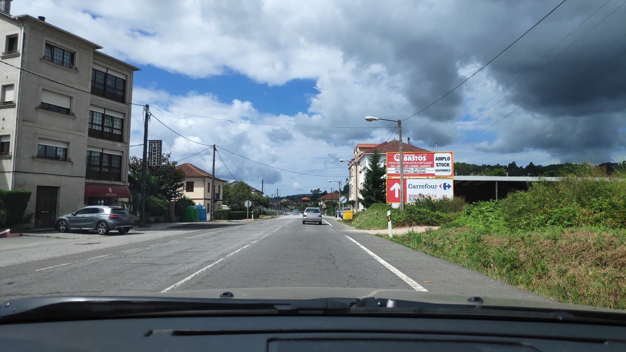 Street view near Hotel Sena, Caldas de Reis — © polkillas (CC BY-SA · Mapillary)
