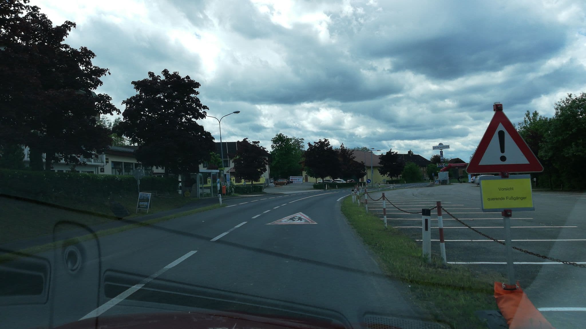 Street view near Stockinger, Kremsdorf — © gzin (CC BY-SA · Mapillary)