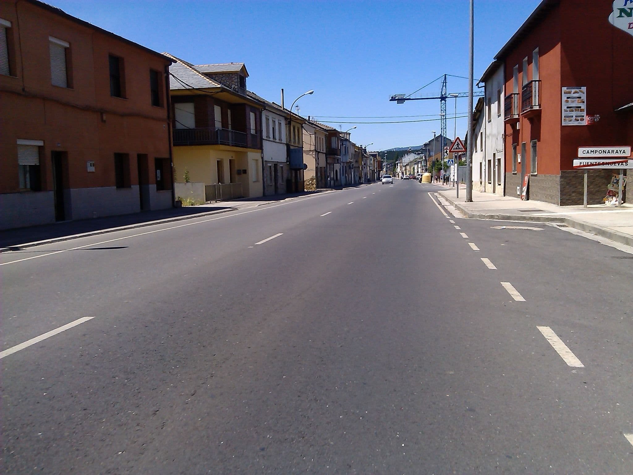 Street view near Albergue Naraya, Camponaraya — © changchun1 (CC BY-SA · Mapillary)