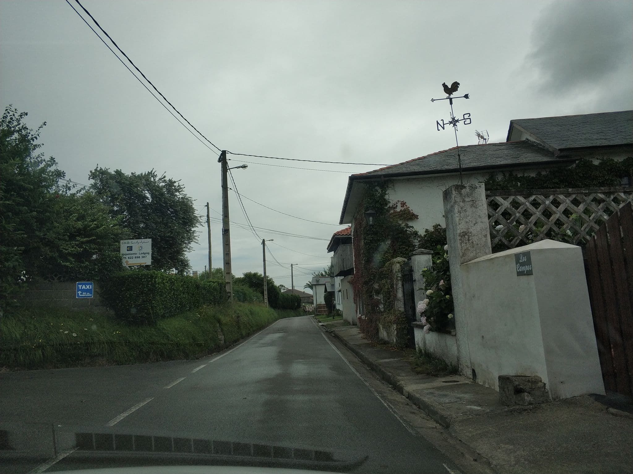 Street view near Casa Family Astour, Salas — © sanchi (CC BY-SA · Mapillary)