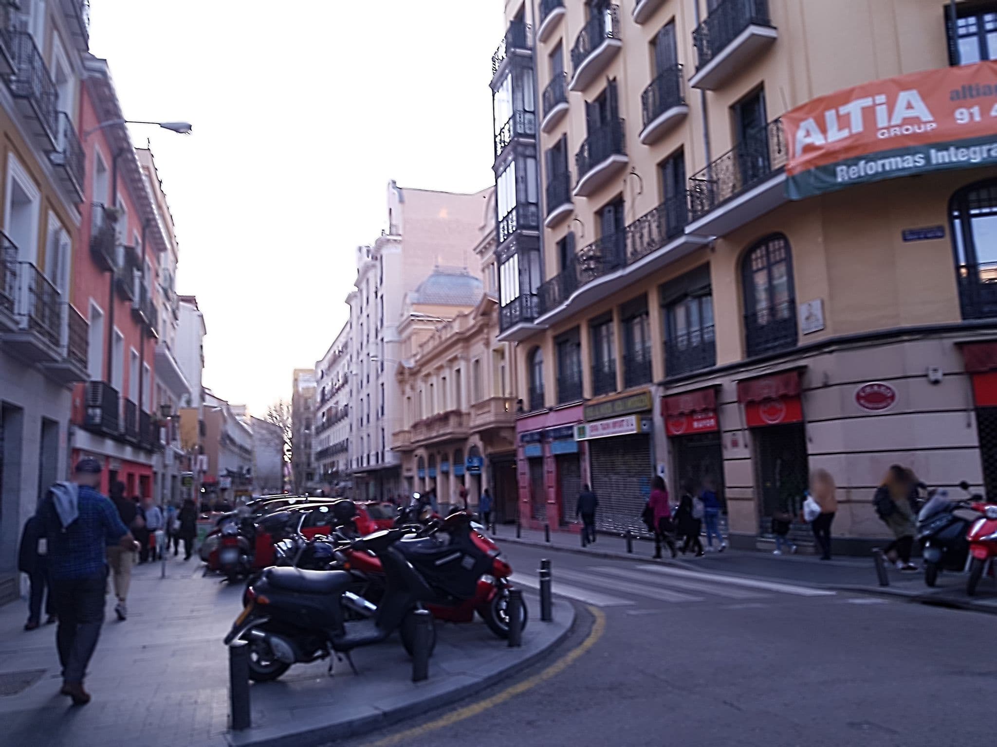 Street view near Hostal Tirso Plaza, La Latina — © pilar (CC BY-SA · Mapillary)