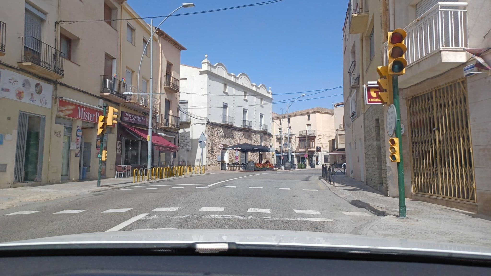 Street view near Fonda Serres, Gandesa — © normanm (CC BY-SA · Mapillary)