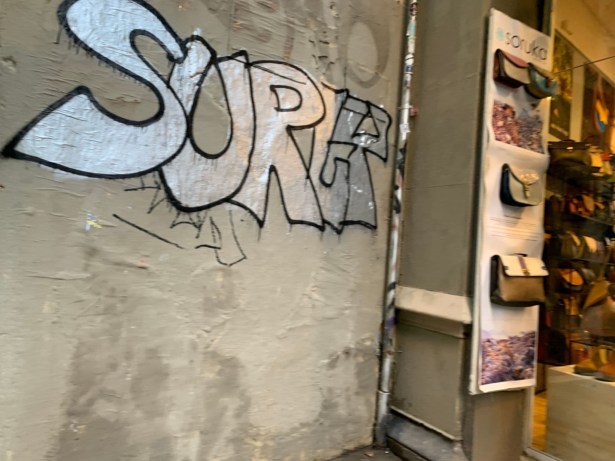 Street view near Hostal Levante, Barri Gòtic — © egorka (CC BY-SA · Mapillary)