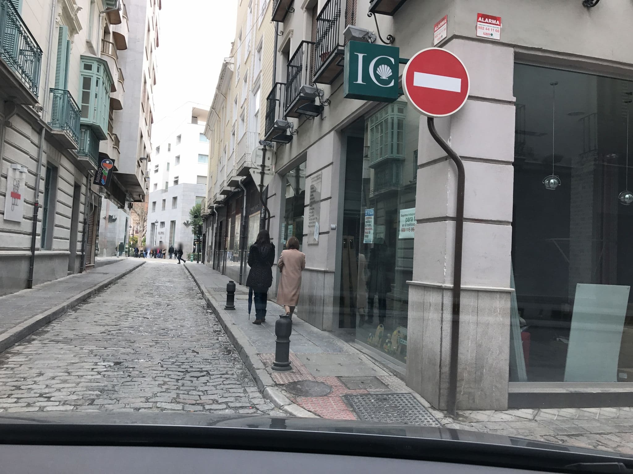 Street view near Palacio Cabrera Lillo, Granada