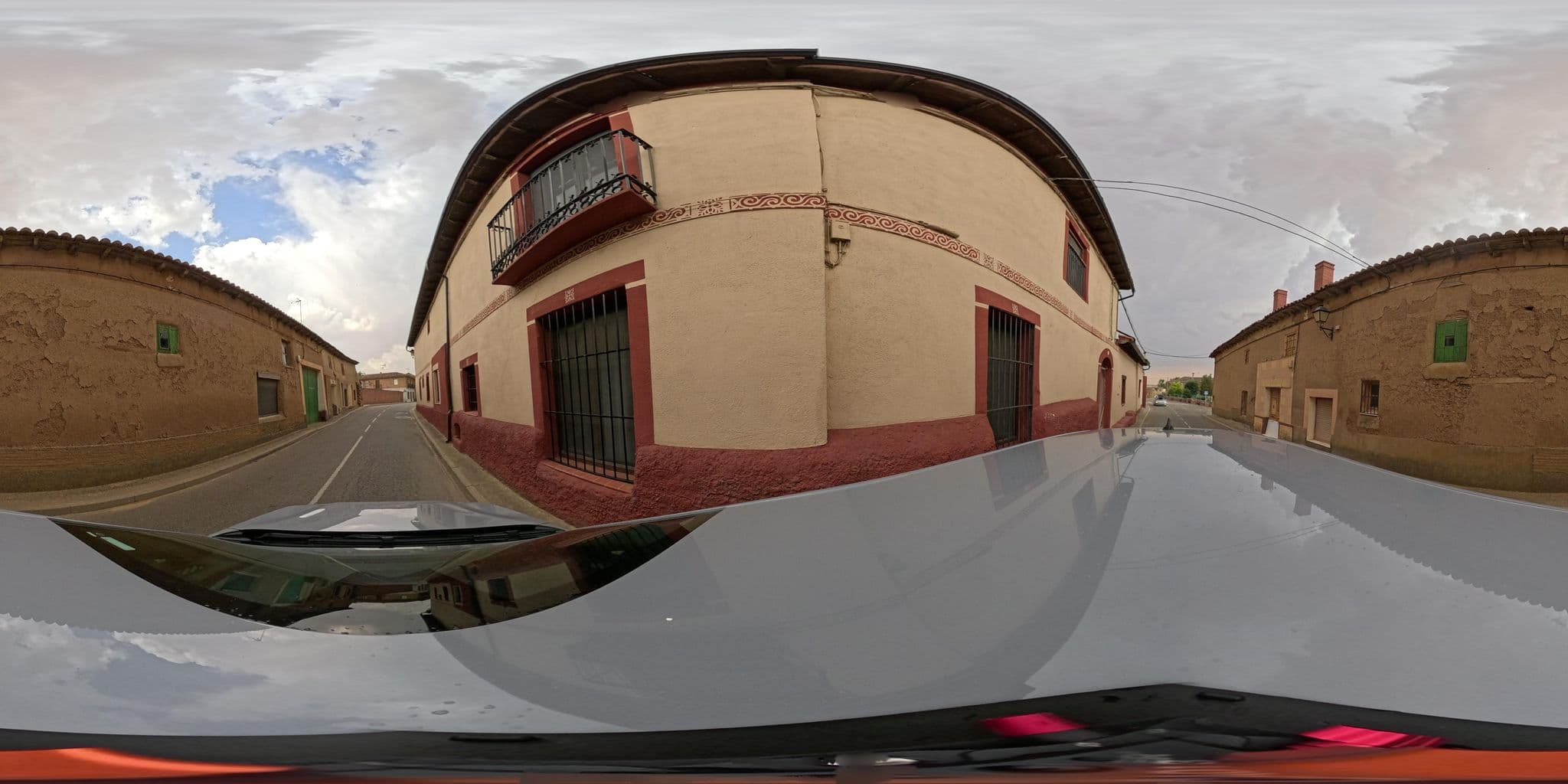 Street view near Hotel Rural Casa la Hidalga, Mayorga — © yannakis (CC BY-SA · Mapillary)