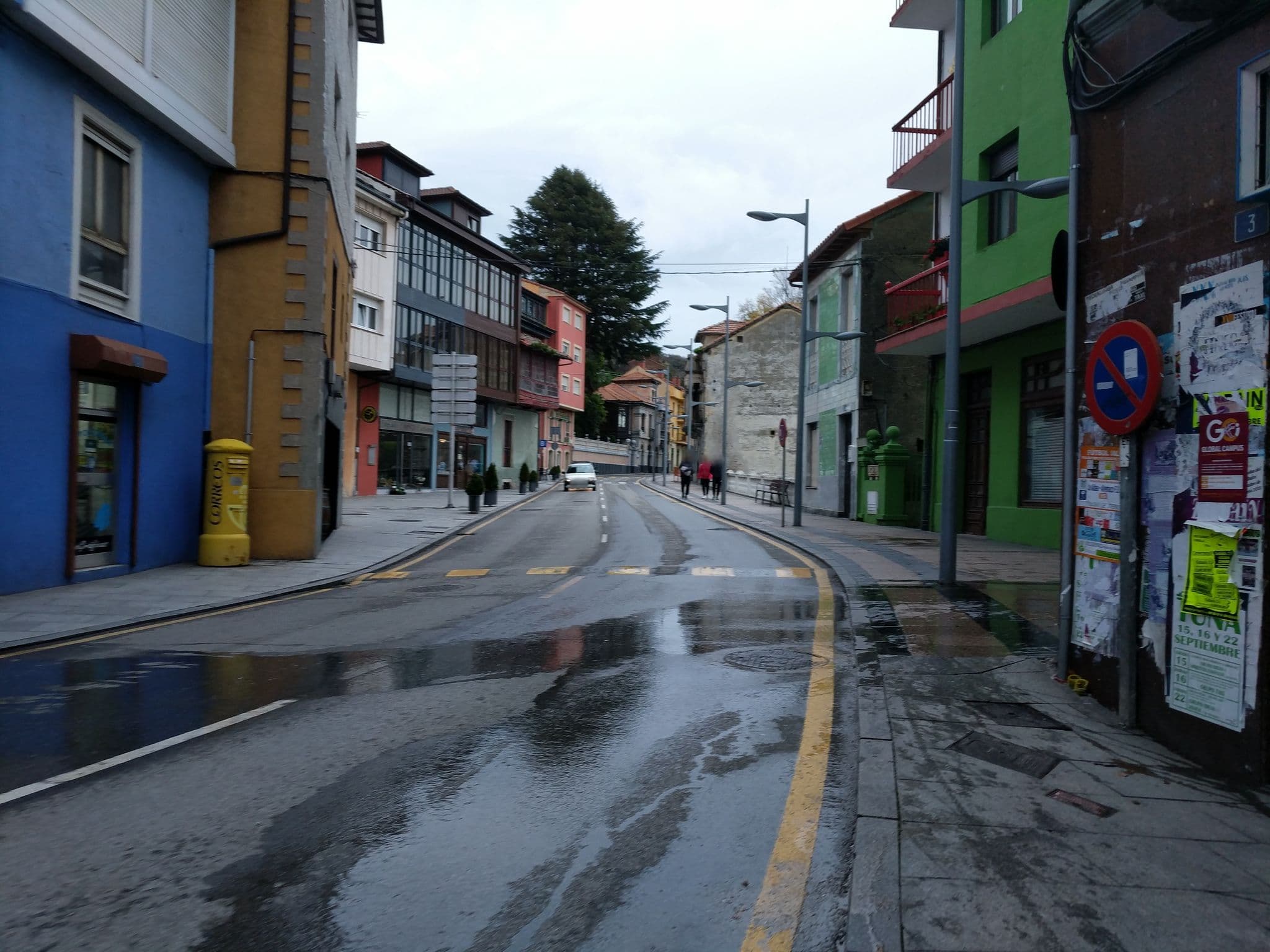 Street view near Albergue La Plaza, Tineo — © brunosan (CC BY-SA · Mapillary)