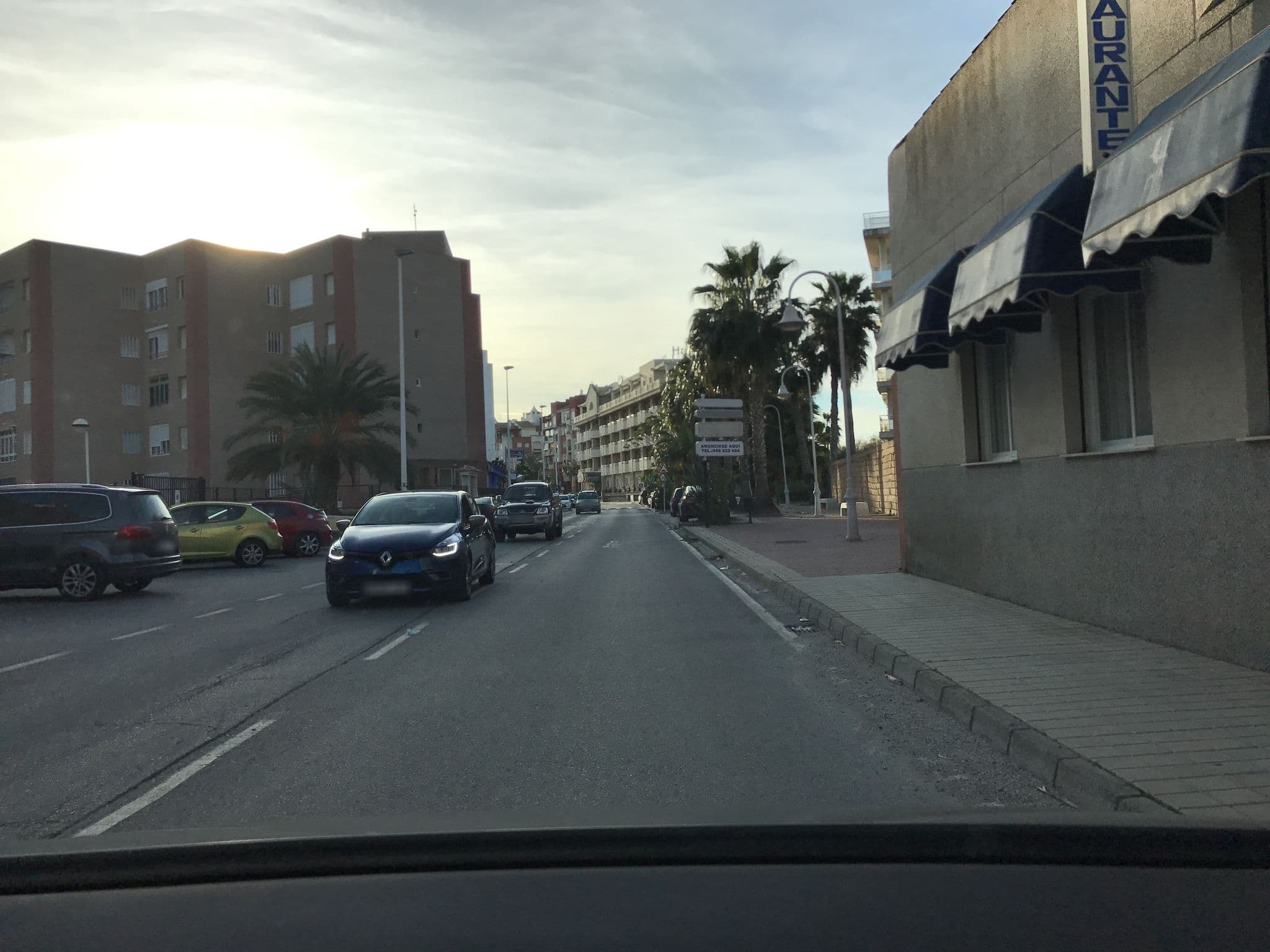 Street view near Estrella del Mar, El Varadero — © rainerup (CC BY-SA · Mapillary)