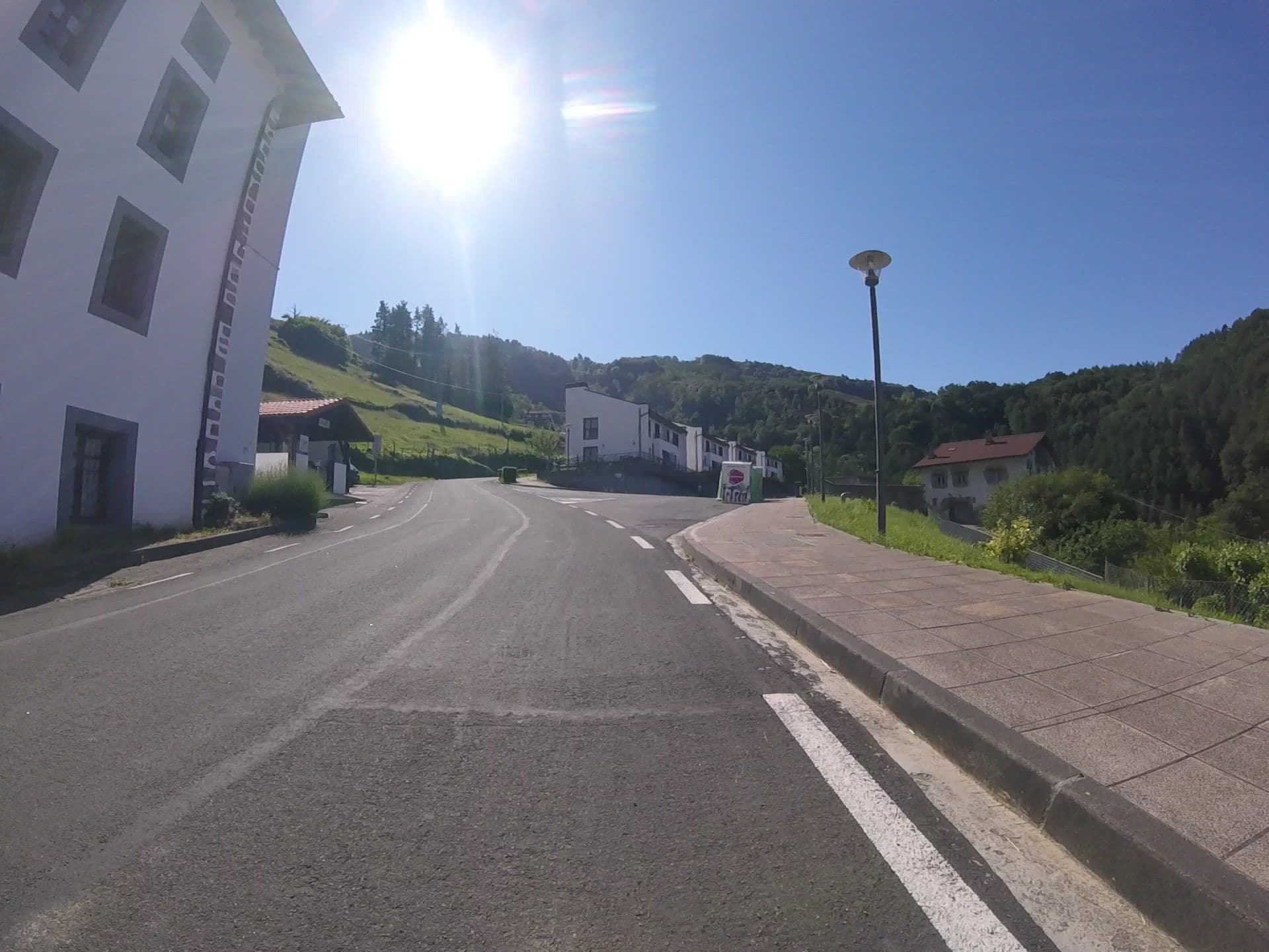 Street view near Beizamako Aterpetxea, Legorreta — © mikelo (CC BY-SA · Mapillary)