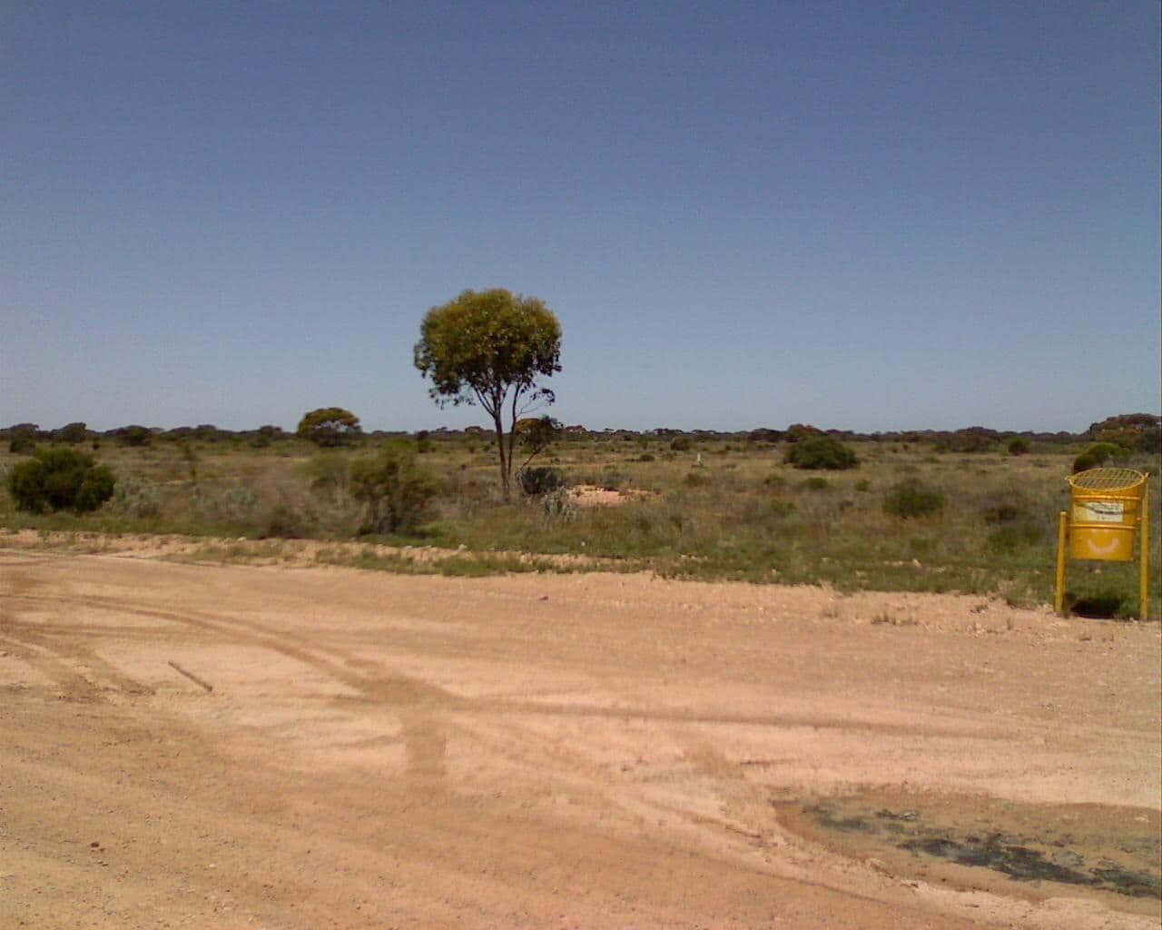 Street view near Jillbunya Rockhole, Kambalda East — © bob3bob3 (CC BY-SA · Mapillary)