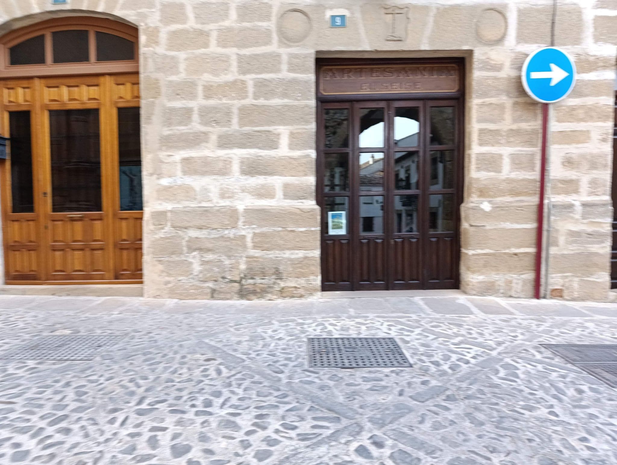 Street view near Casa Rural El Seise, Baeza — © C6H12O6 (CC BY-SA · Mapillary)