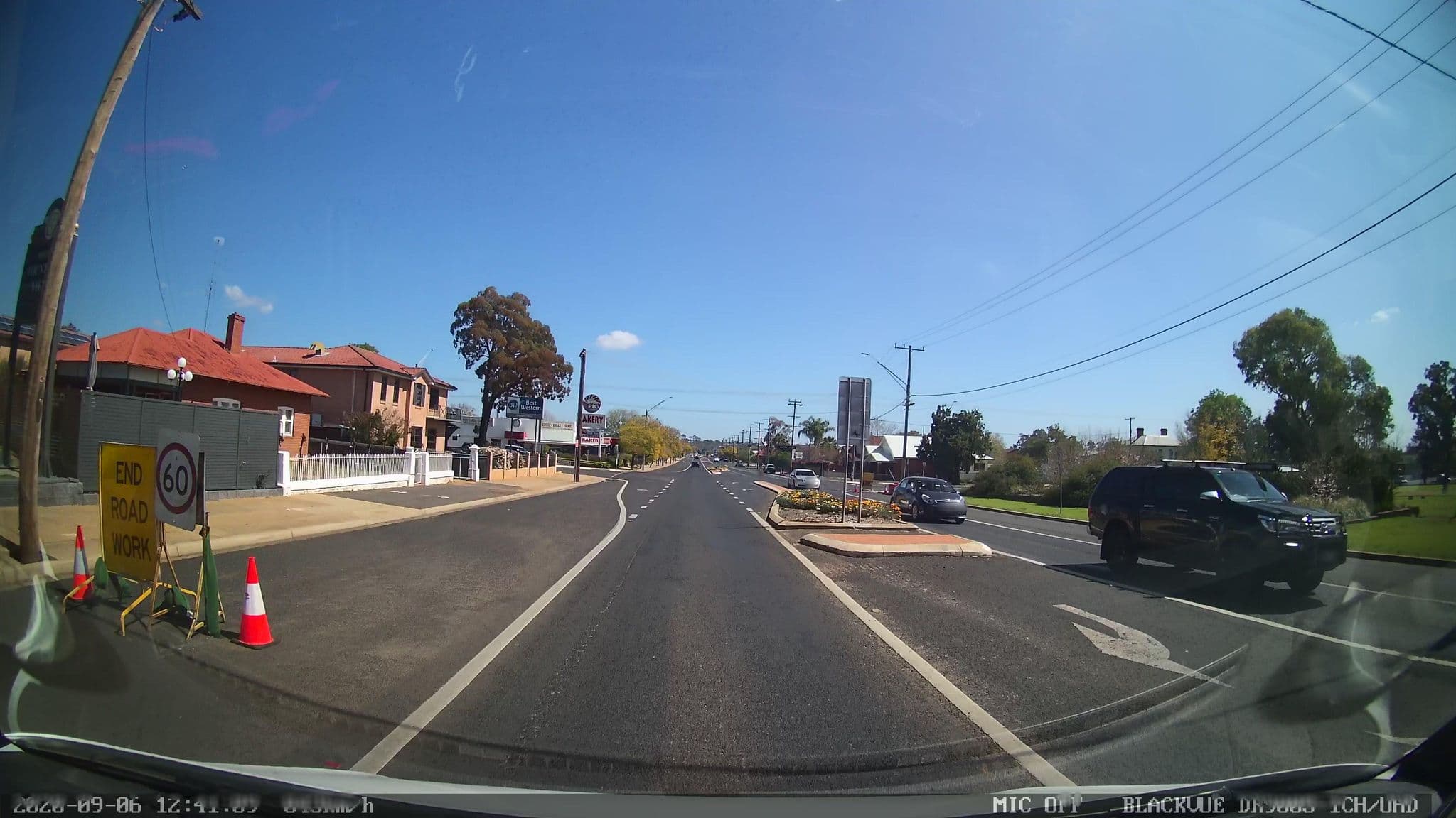 Street view near Fountain View Motel, Dubbo — © bob3bob3 (CC BY-SA · Mapillary)